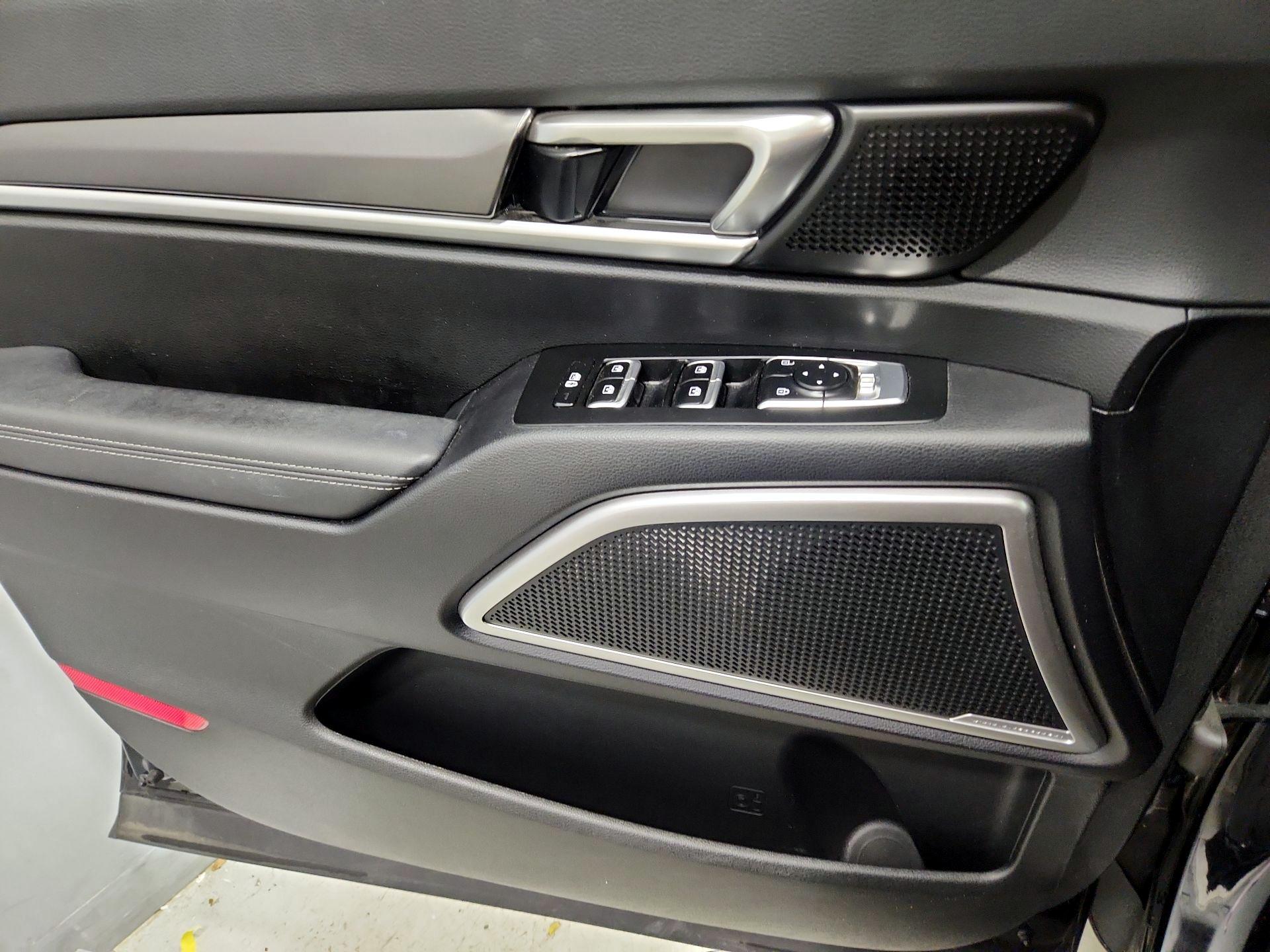 Thumbnail: 2023 Kia Telluride - 12