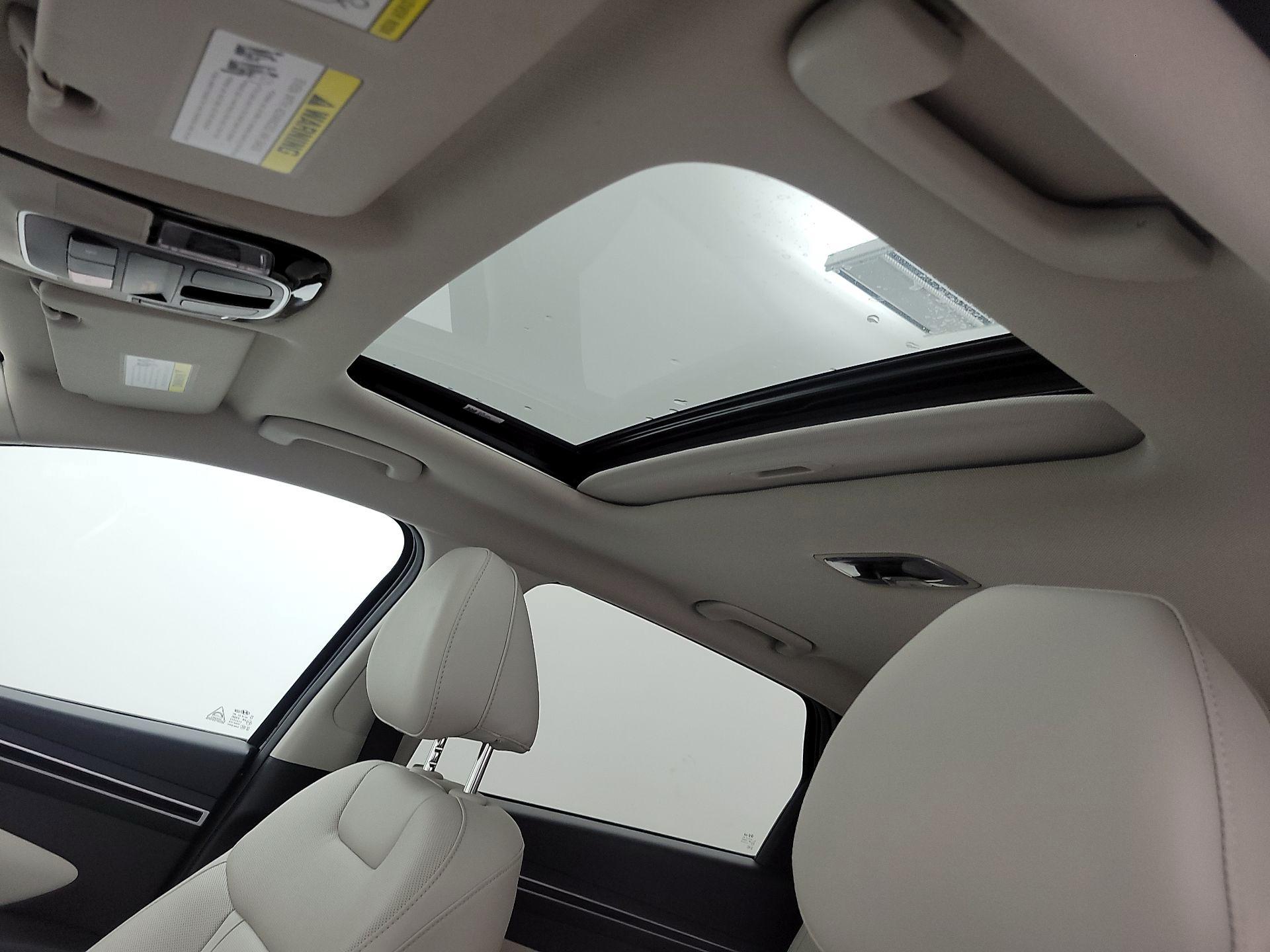 Thumbnail: 2023 Hyundai Tucson - 18