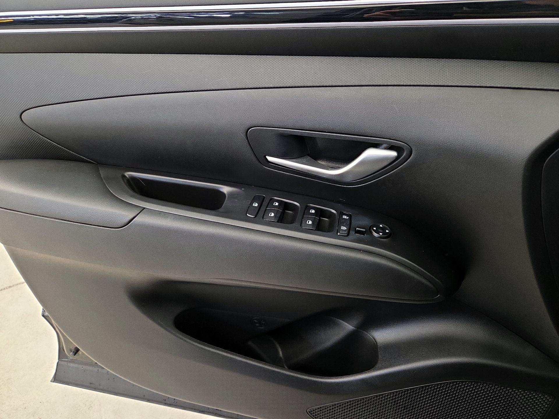 Thumbnail: 2023 Hyundai Tucson - 12