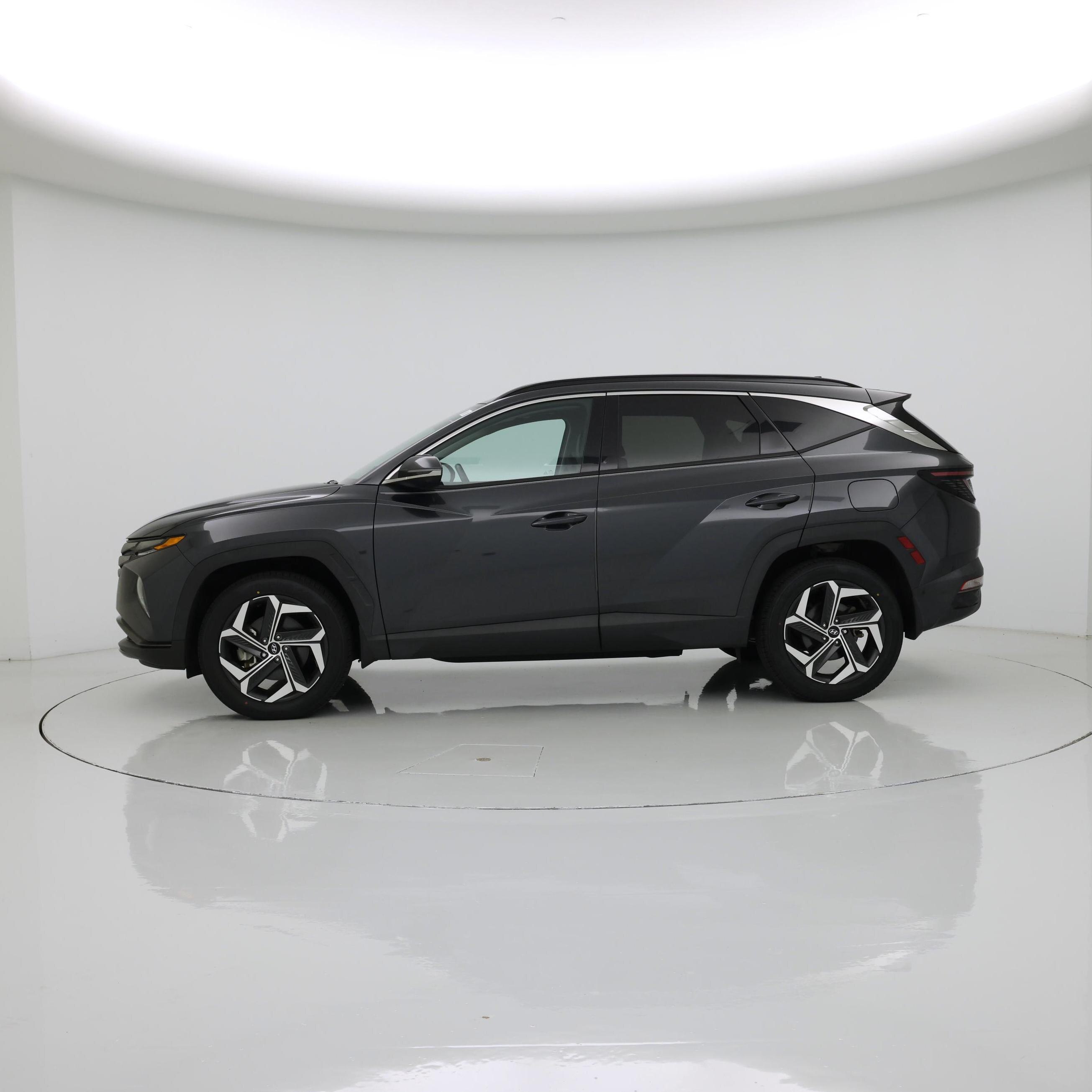 Thumbnail: 2022 Hyundai Tucson - 3