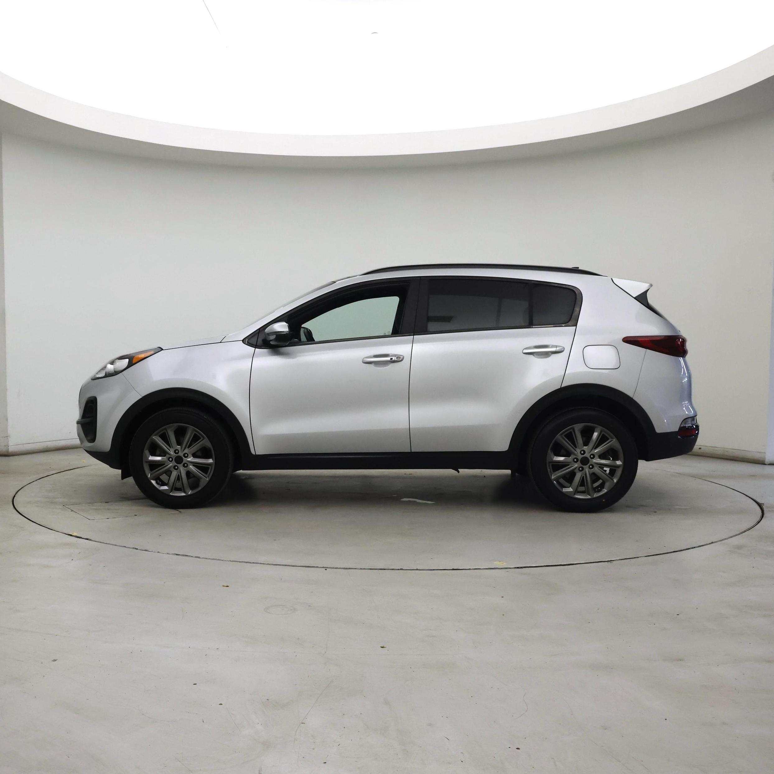 Thumbnail: 2022 Kia Sportage - 3