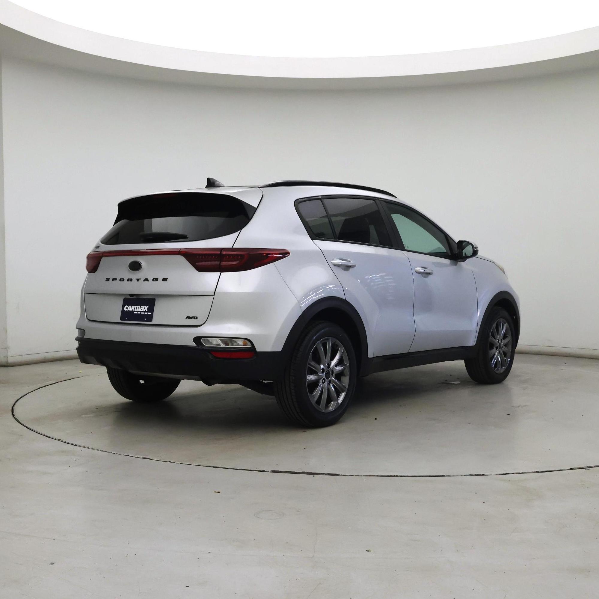 Thumbnail: 2022 Kia Sportage - 8