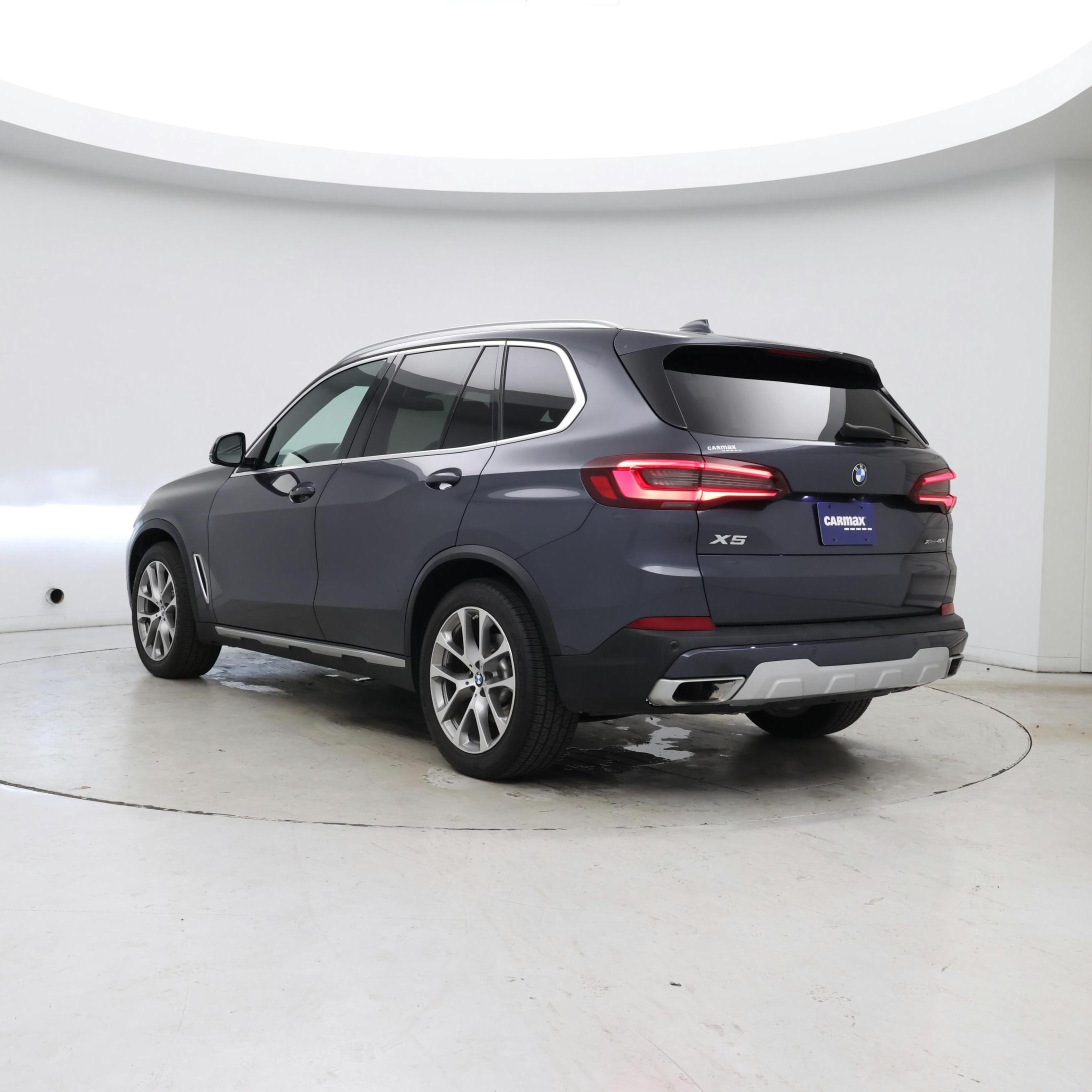 Thumbnail: 2021 BMW X5 - 2