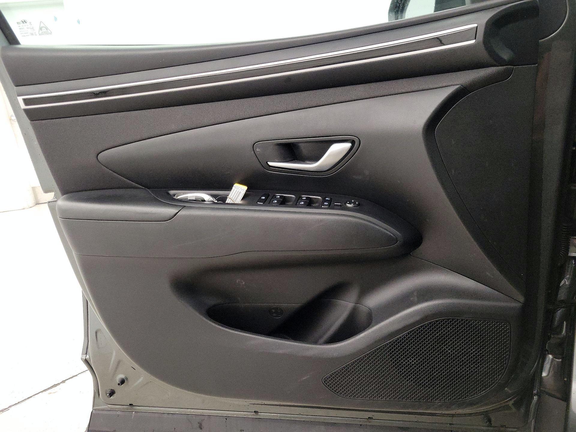 Thumbnail: 2023 Hyundai Tucson - 12