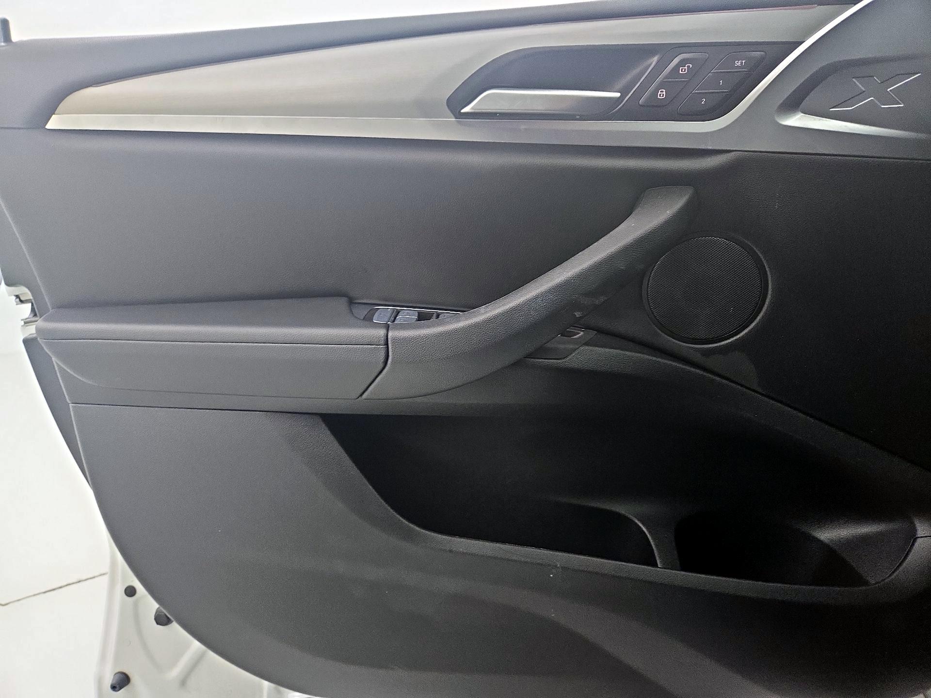 Thumbnail: 2023 BMW X3 - 12