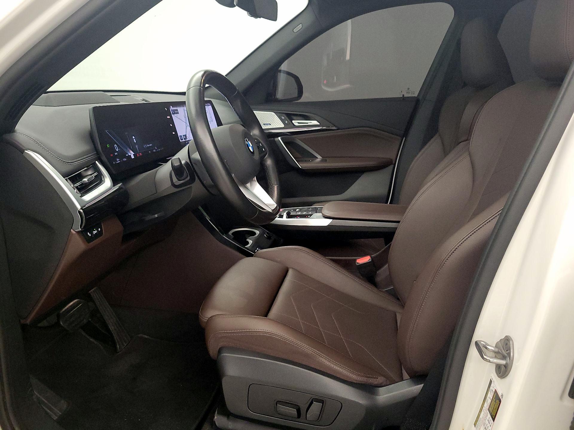 Thumbnail: 2023 BMW X1 - 11