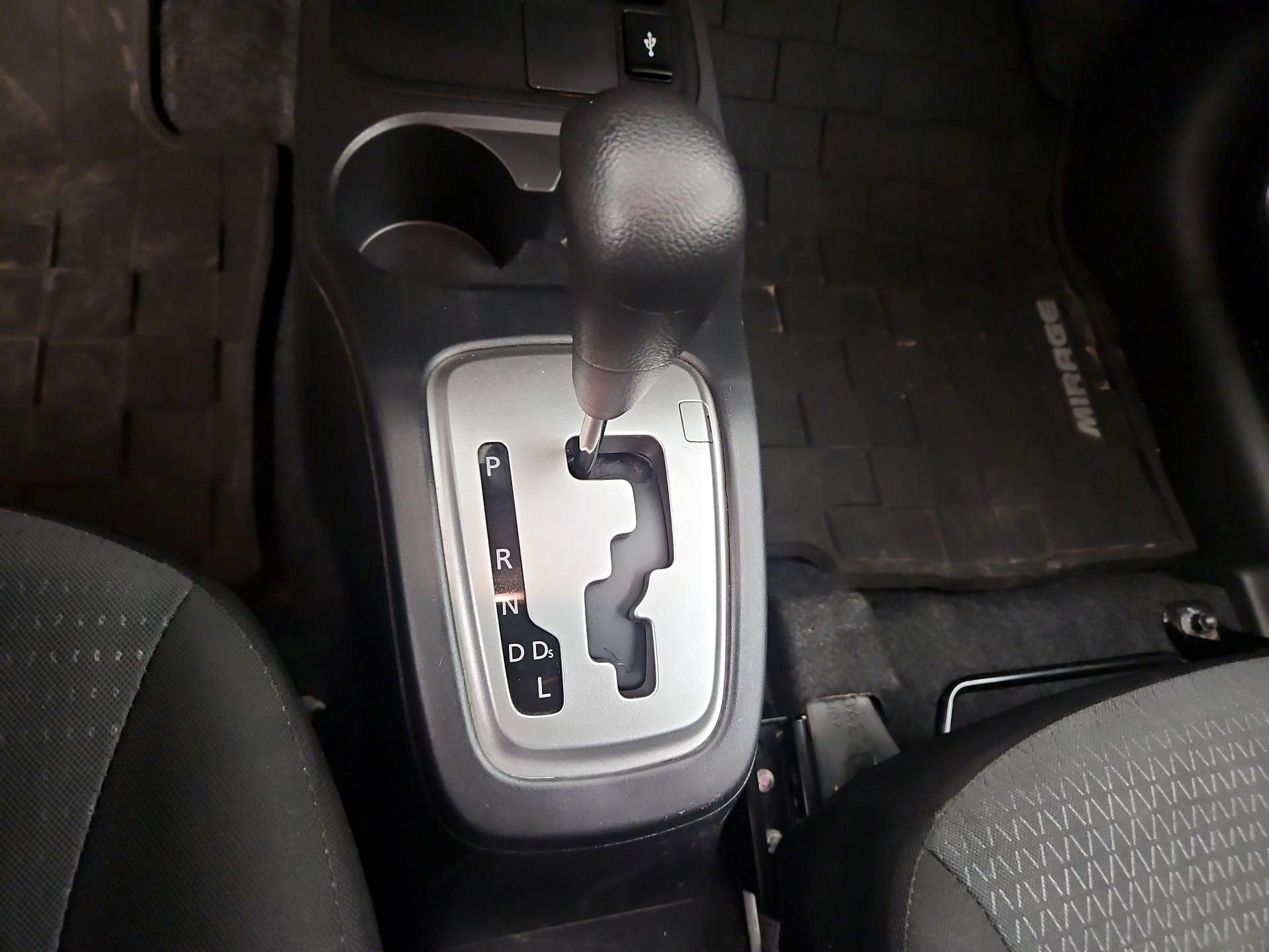 Thumbnail: 2023 Mitsubishi Mirage G4 - 17