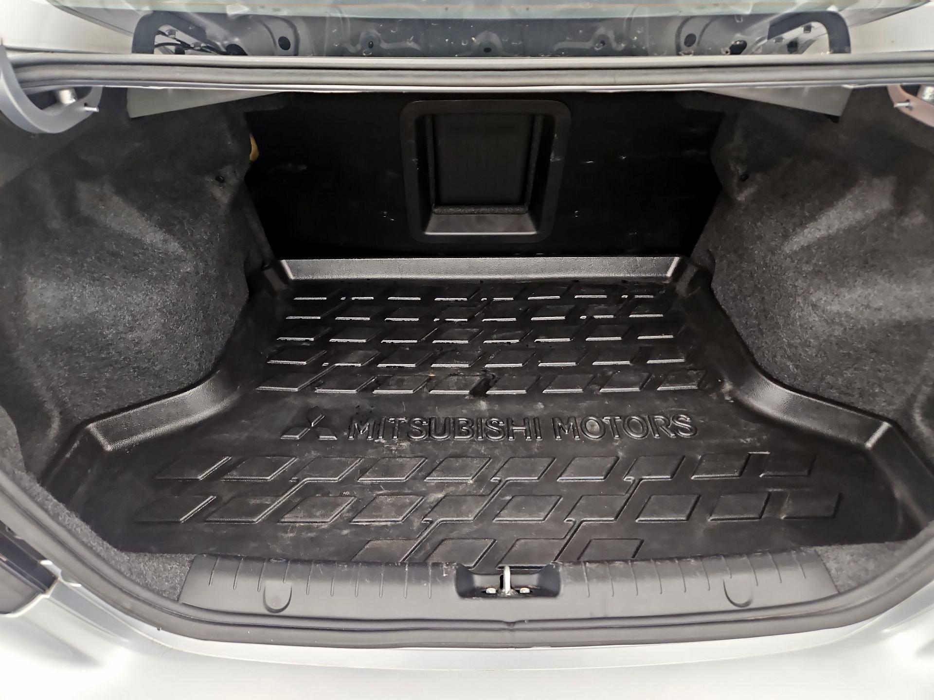 Thumbnail: 2023 Mitsubishi Mirage G4 - 20