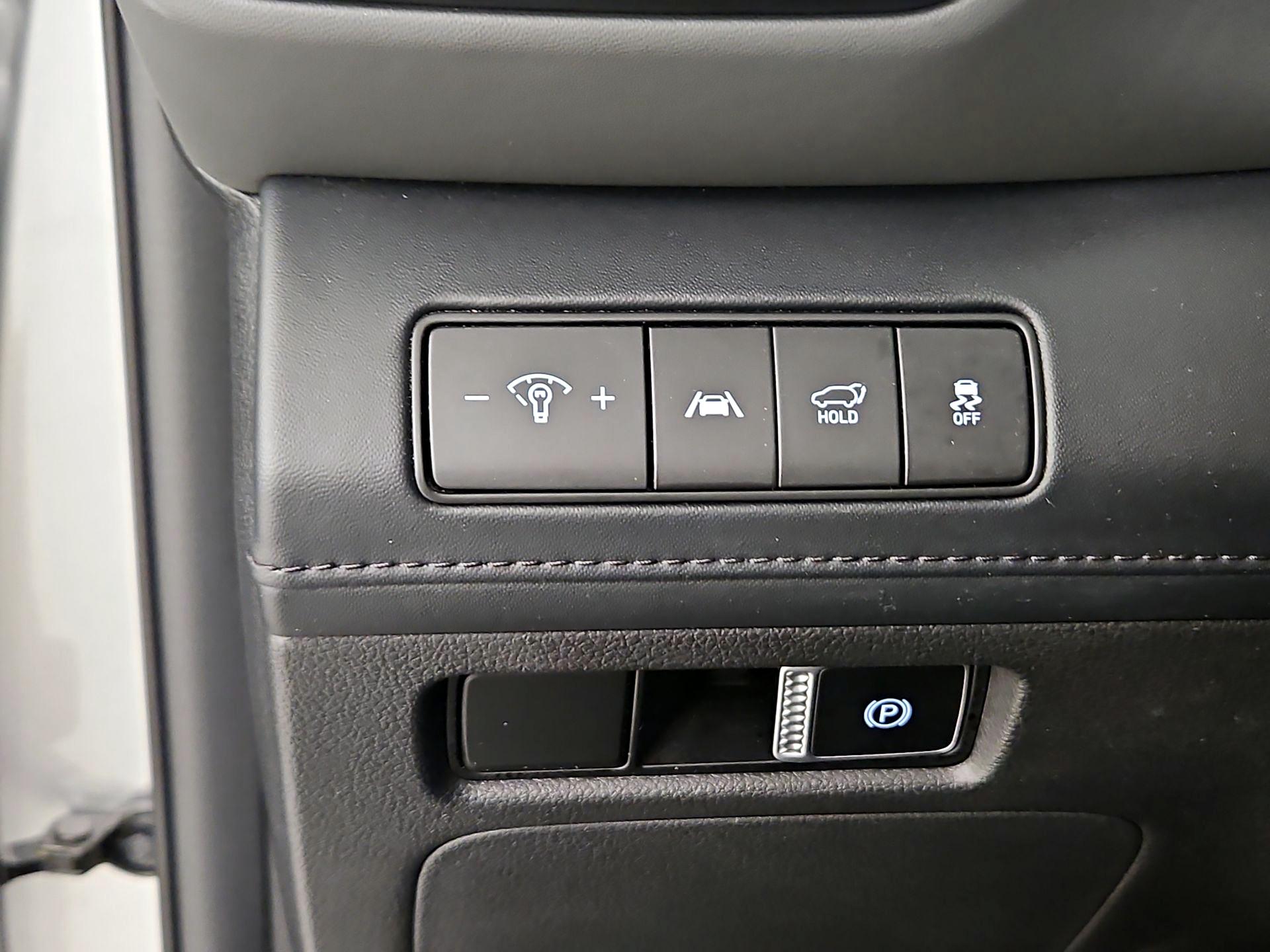 Thumbnail: 2021 Hyundai Santa Fe - 13