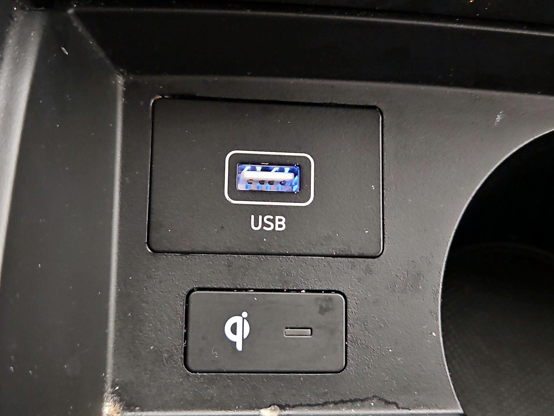 Thumbnail: 2021 Hyundai Santa Fe - 19