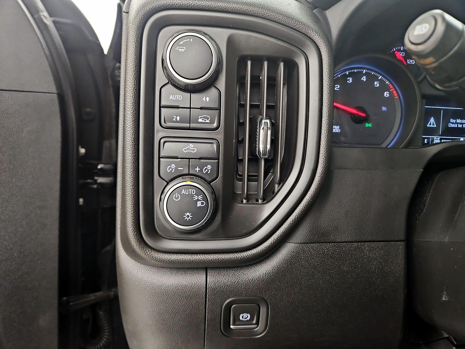 Thumbnail: 2023 Chevrolet Silverado 1500 - 13