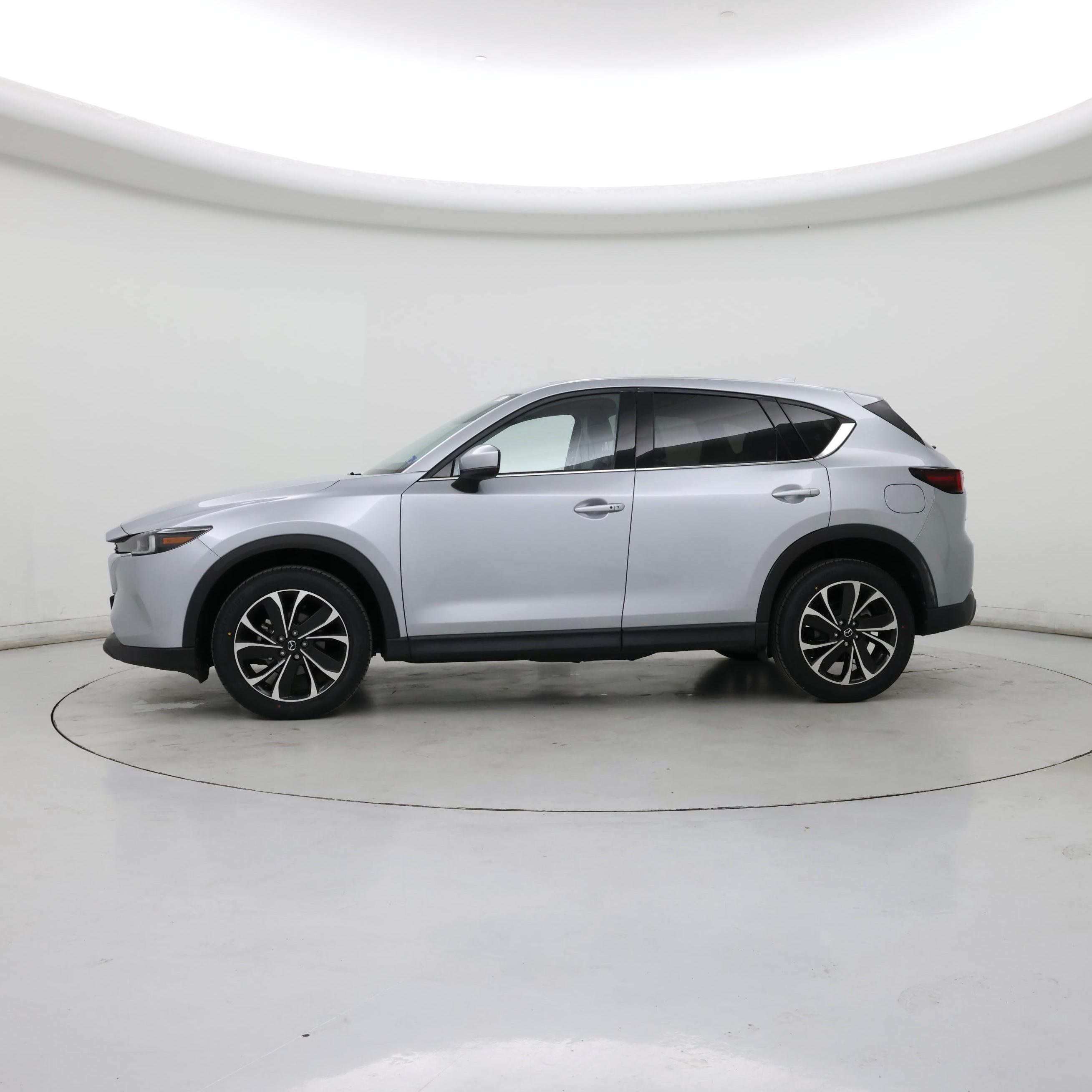 Thumbnail: 2022 Mazda CX-5 - 3