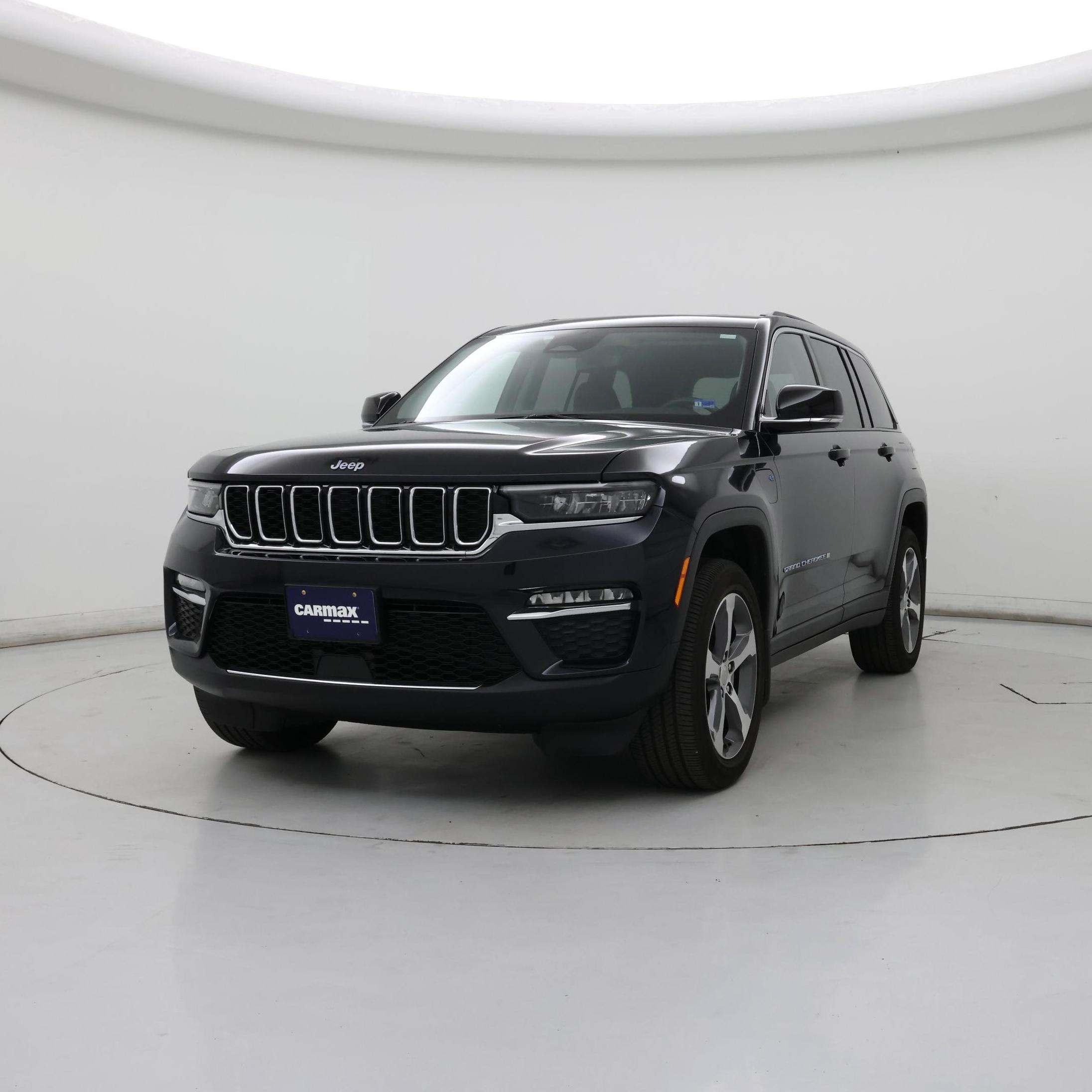 Thumbnail: 2024 Jeep Grand Cherokee - 4