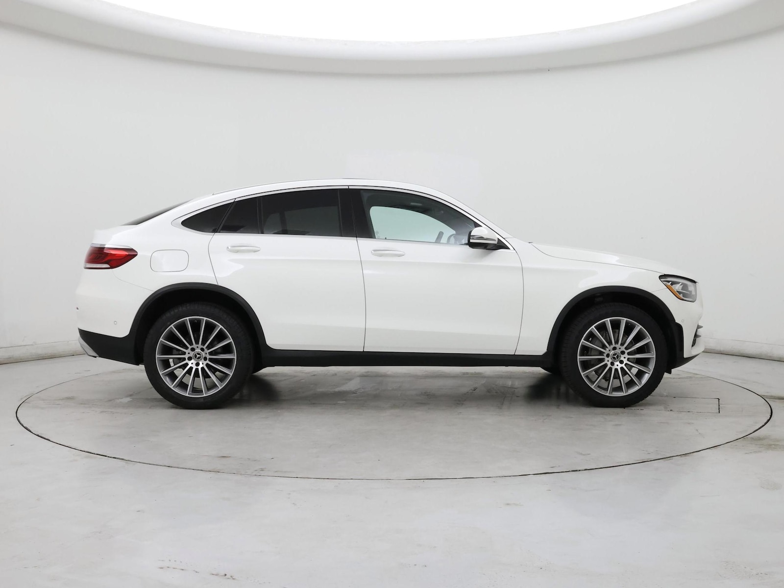 2021 Mercedes-Benz GLC Coupe GLC300 - Photo 8