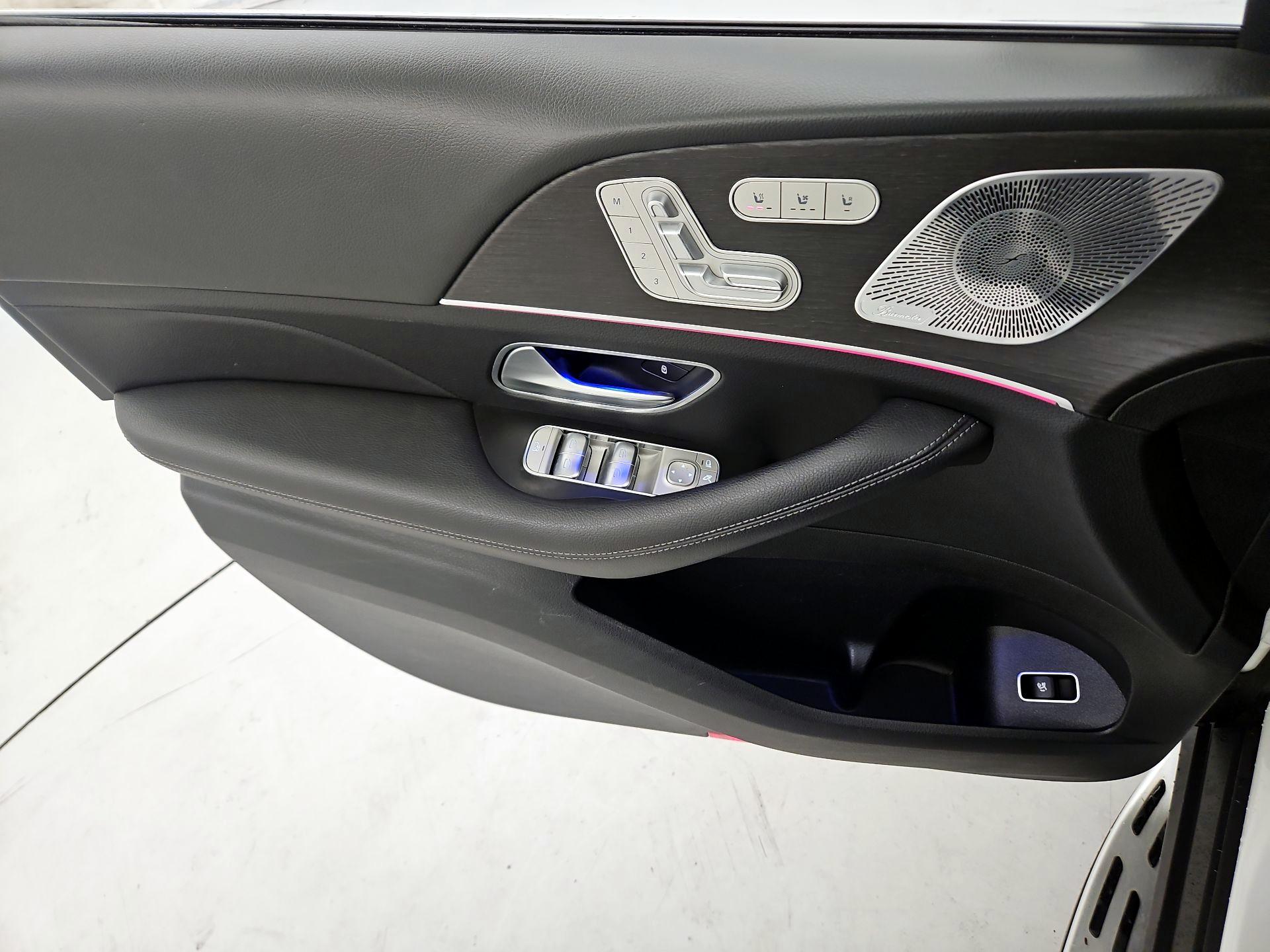 Thumbnail: 2021 Mercedes-Benz GLS - 12