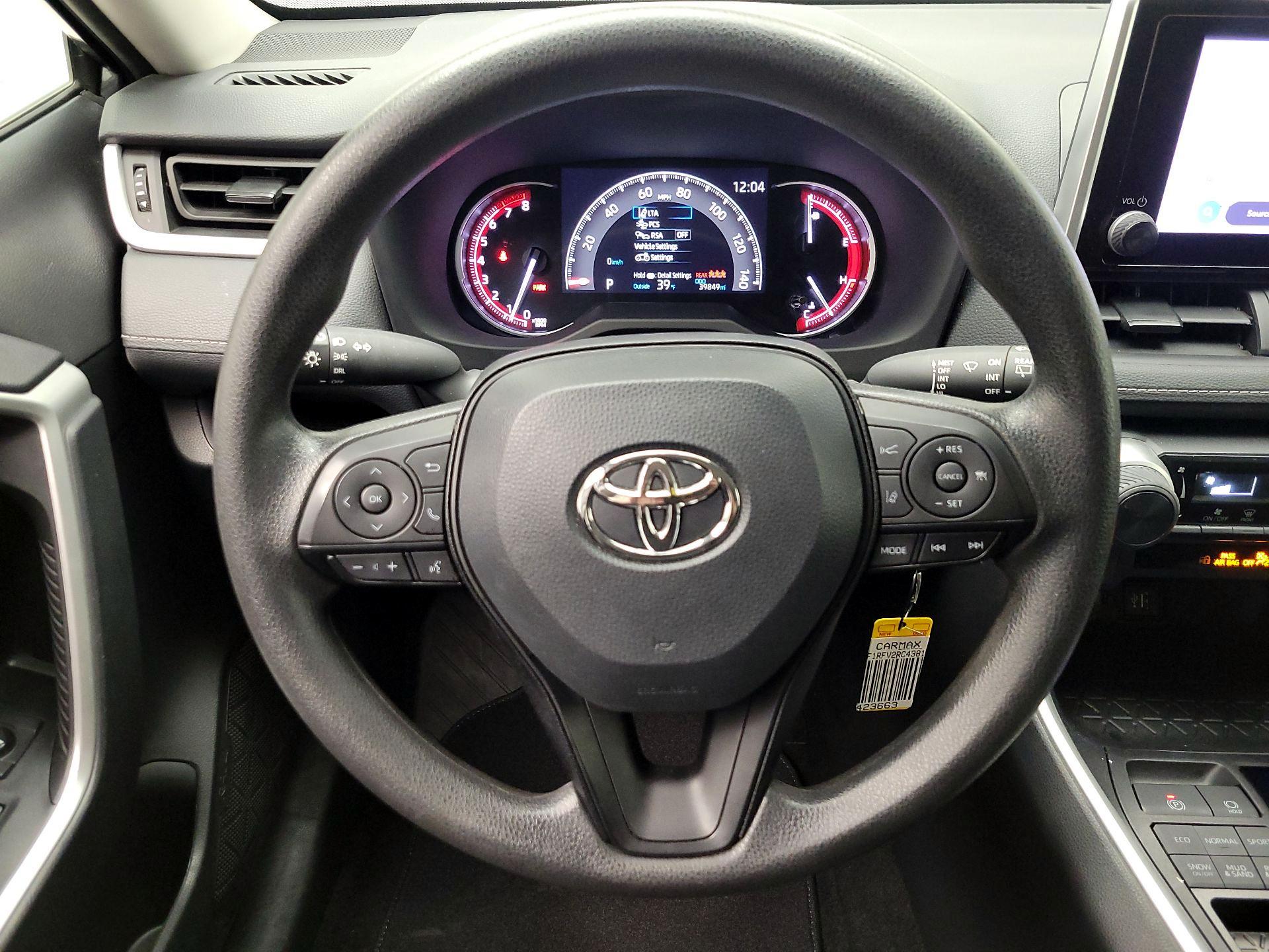 Thumbnail: 2024 Toyota RAV4 - 10