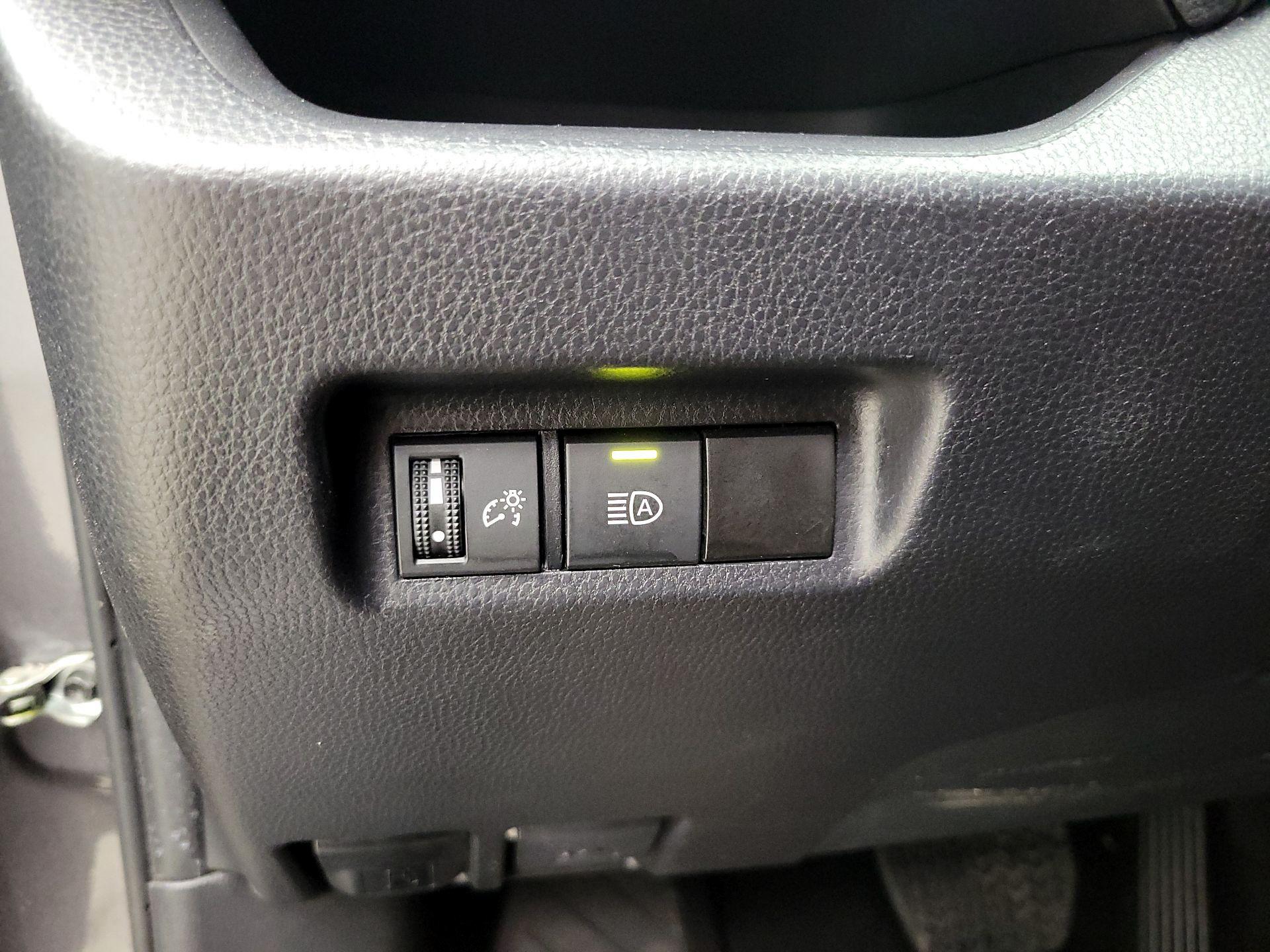 Thumbnail: 2024 Toyota RAV4 - 13