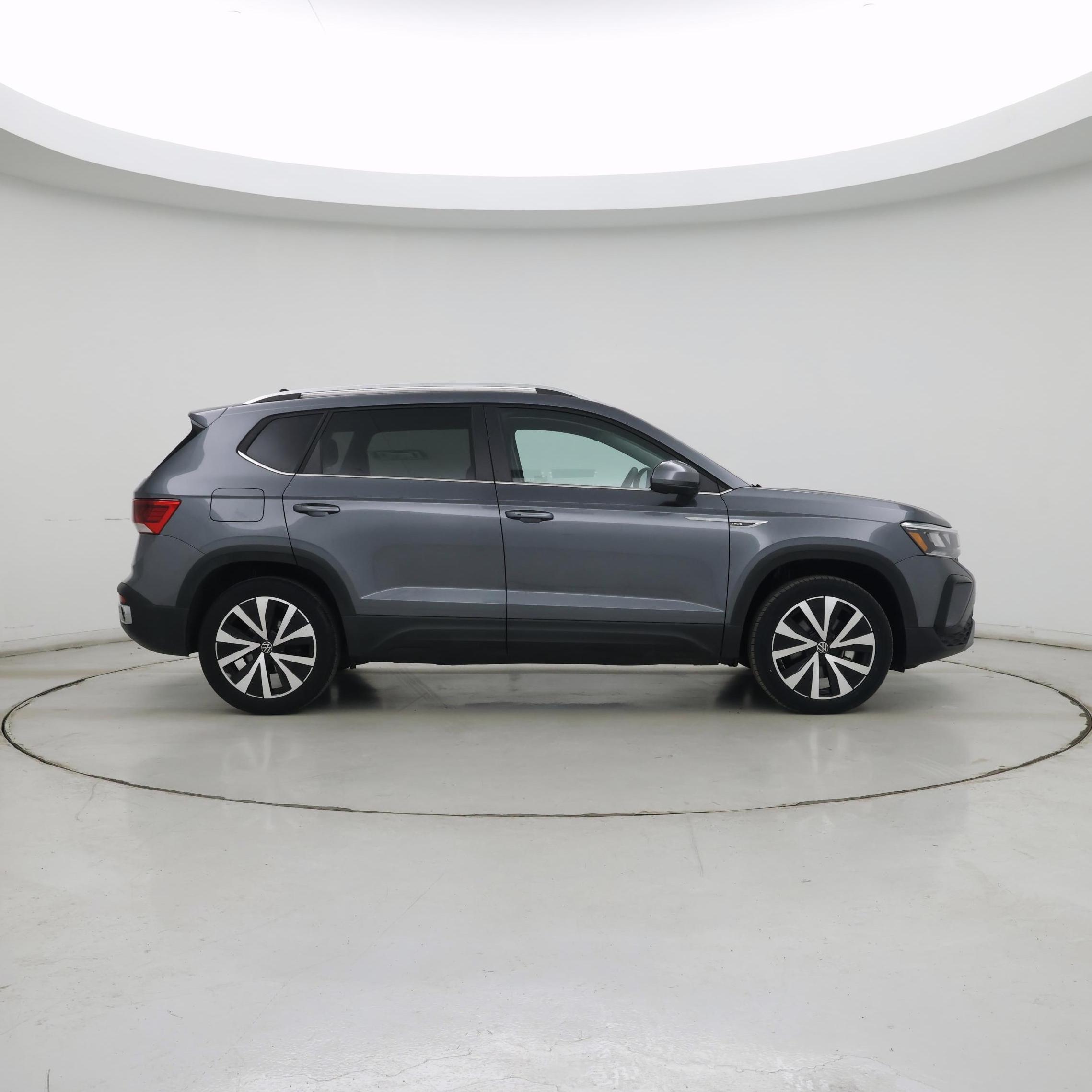 Thumbnail: 2022 Volkswagen Taos - 7