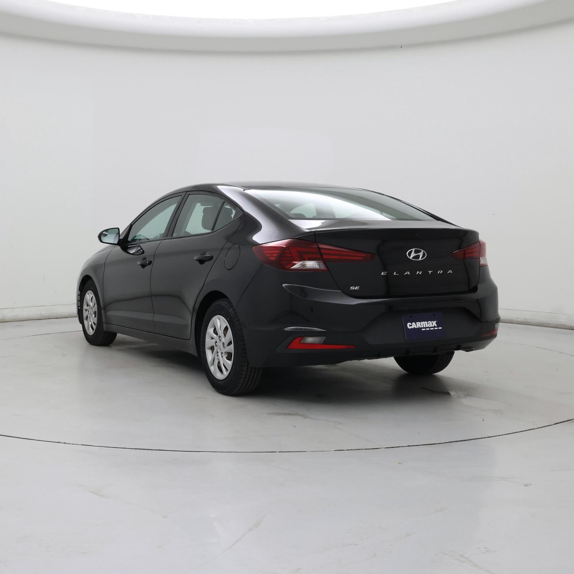 Thumbnail: 2019 Hyundai Elantra - 2