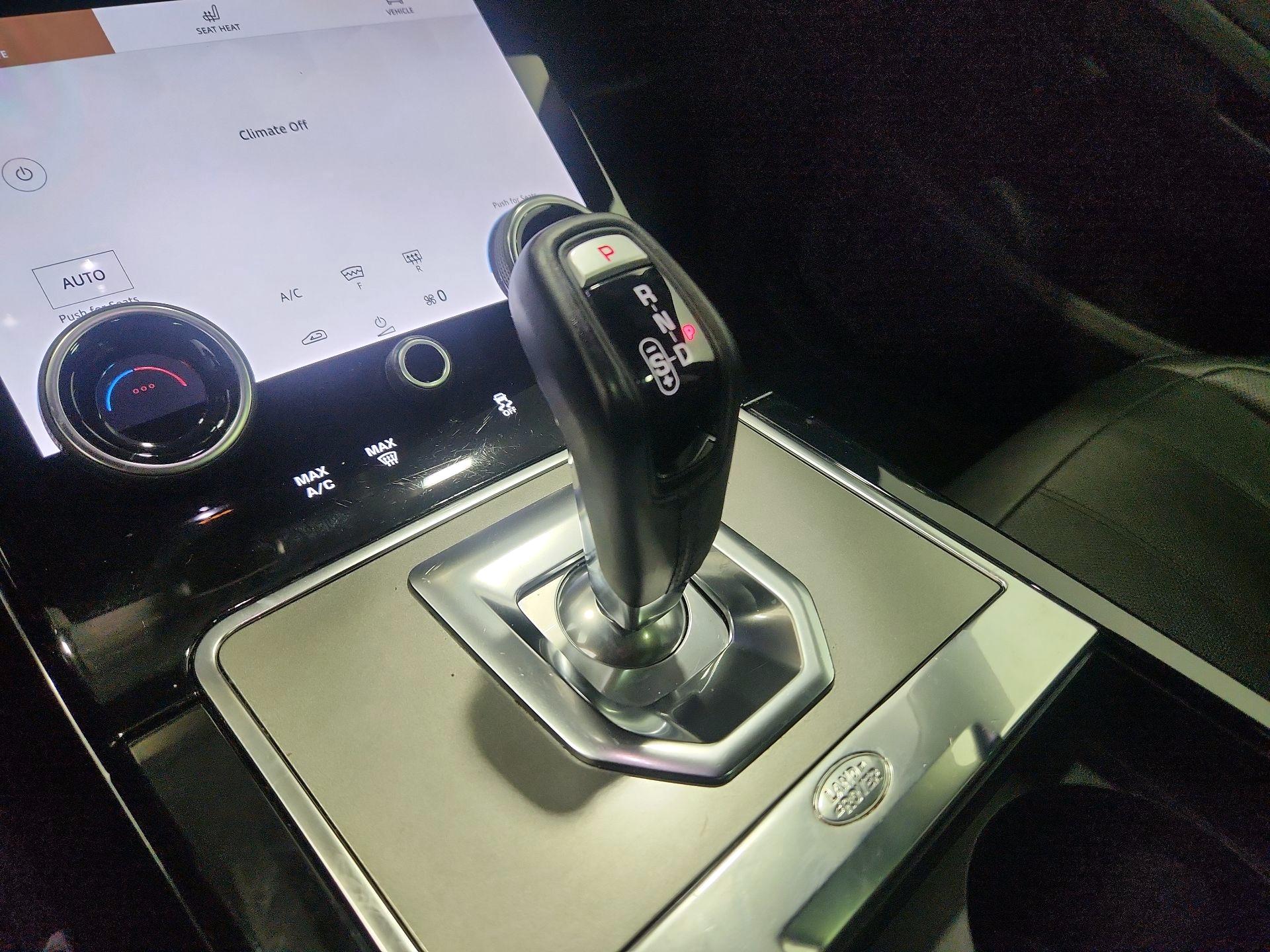 Thumbnail: 2023 Land Rover Range Rover Evoque - 18