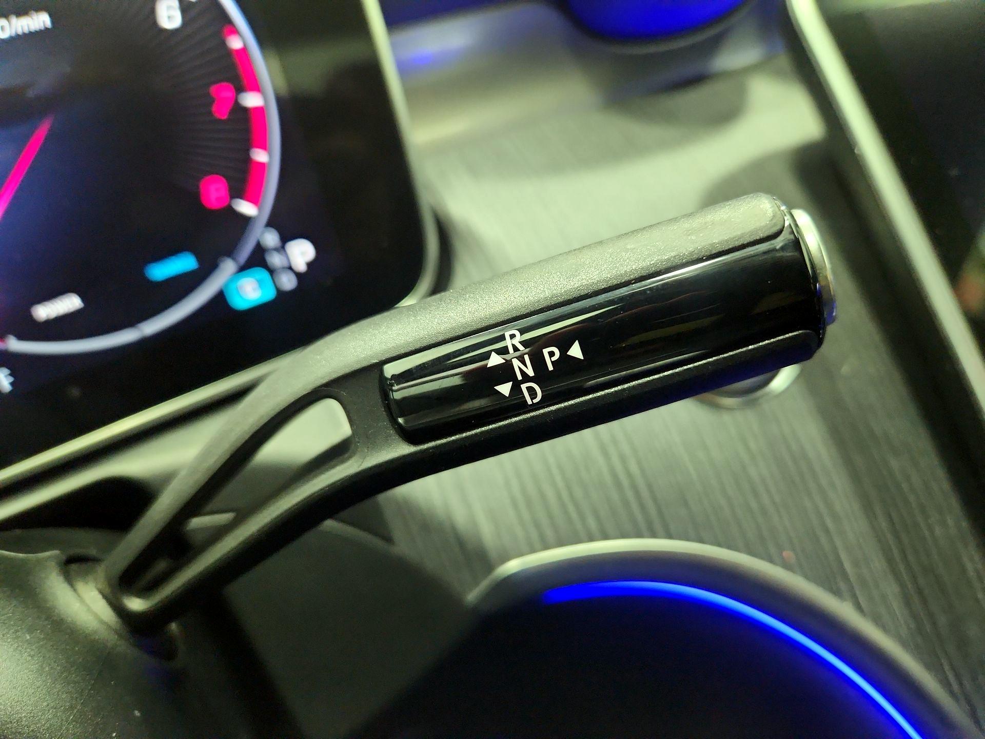 Thumbnail: 2023 Mercedes-Benz C-Class - 17