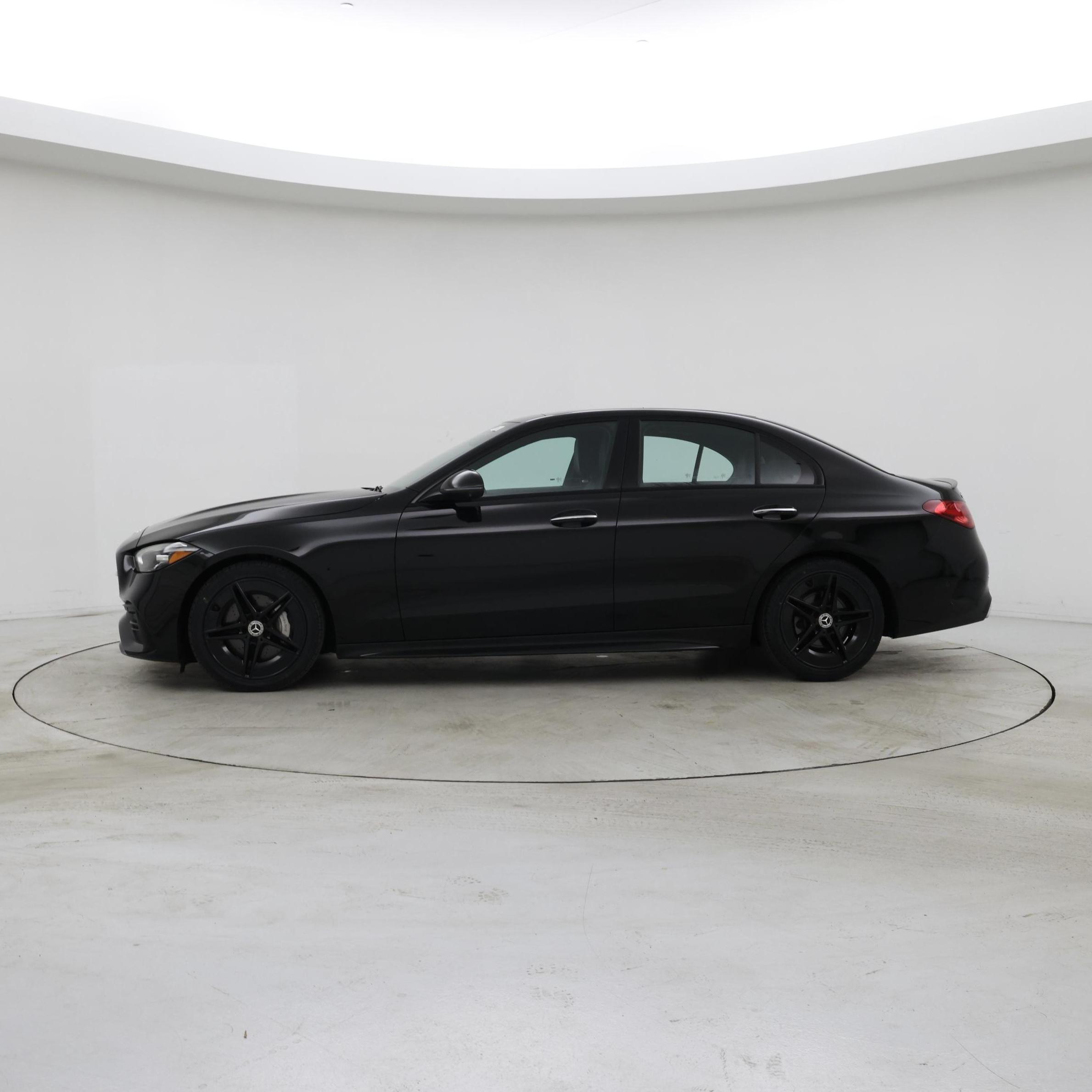 Thumbnail: 2023 Mercedes-Benz C-Class - 3