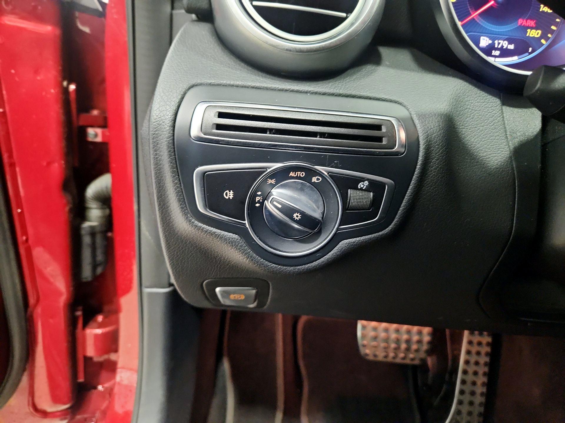 Thumbnail: 2020 Mercedes-Benz C-Class - 13