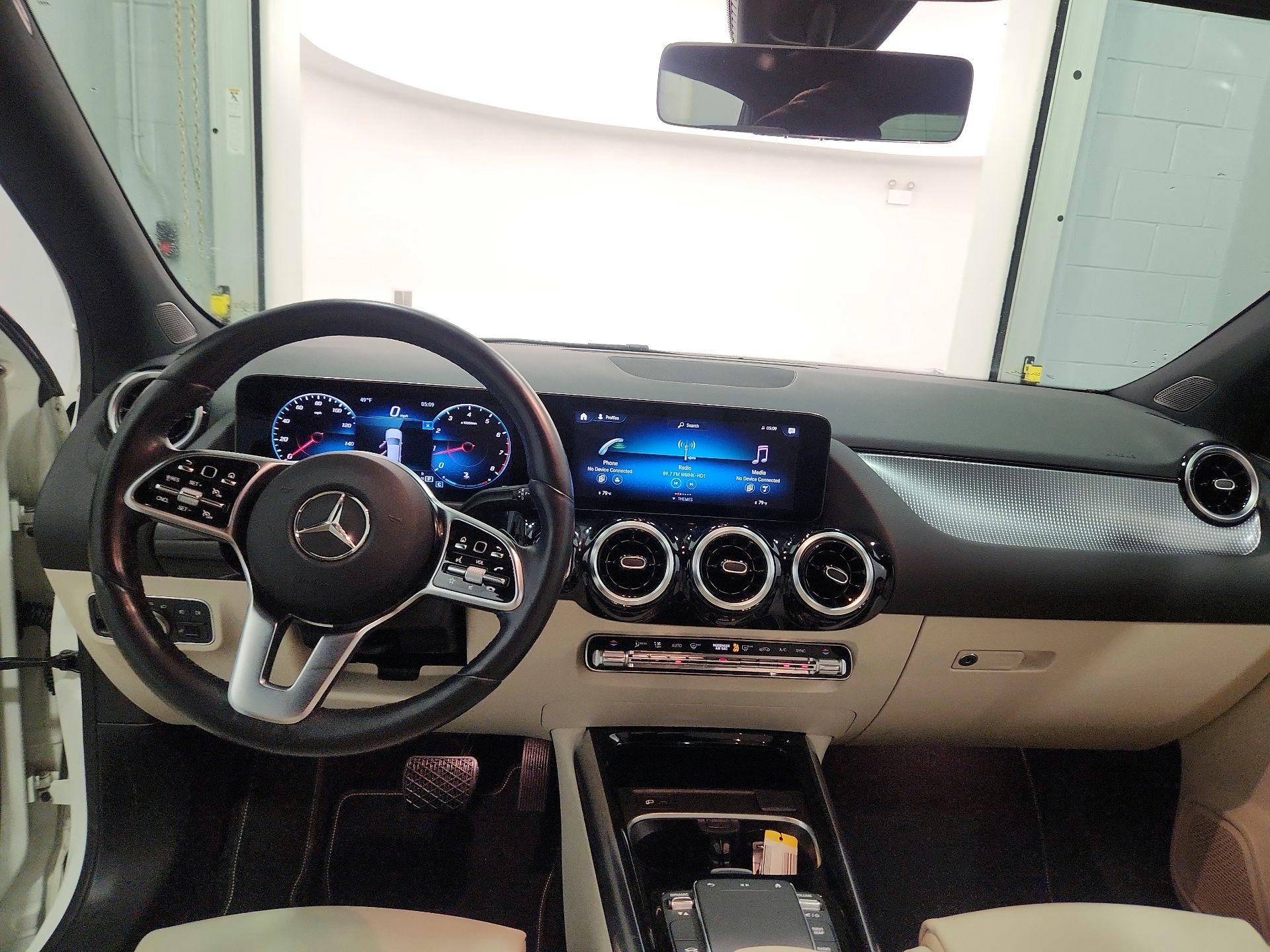 Thumbnail: 2022 Mercedes-Benz GLA - 9