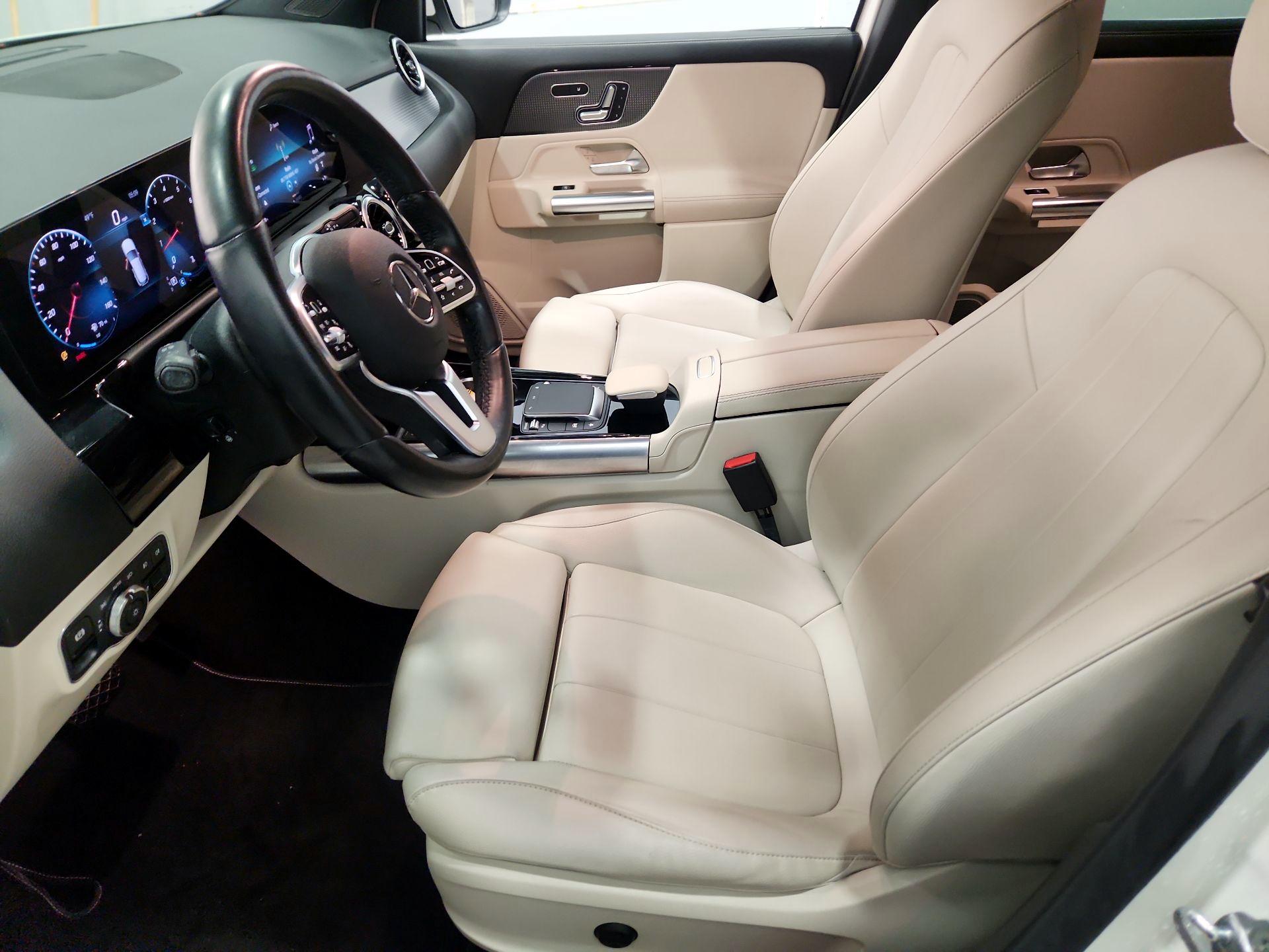 Thumbnail: 2022 Mercedes-Benz GLA - 11