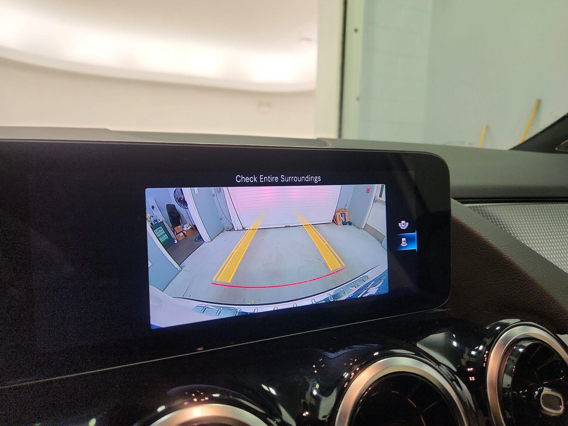 Thumbnail: 2022 Mercedes-Benz GLA - 14