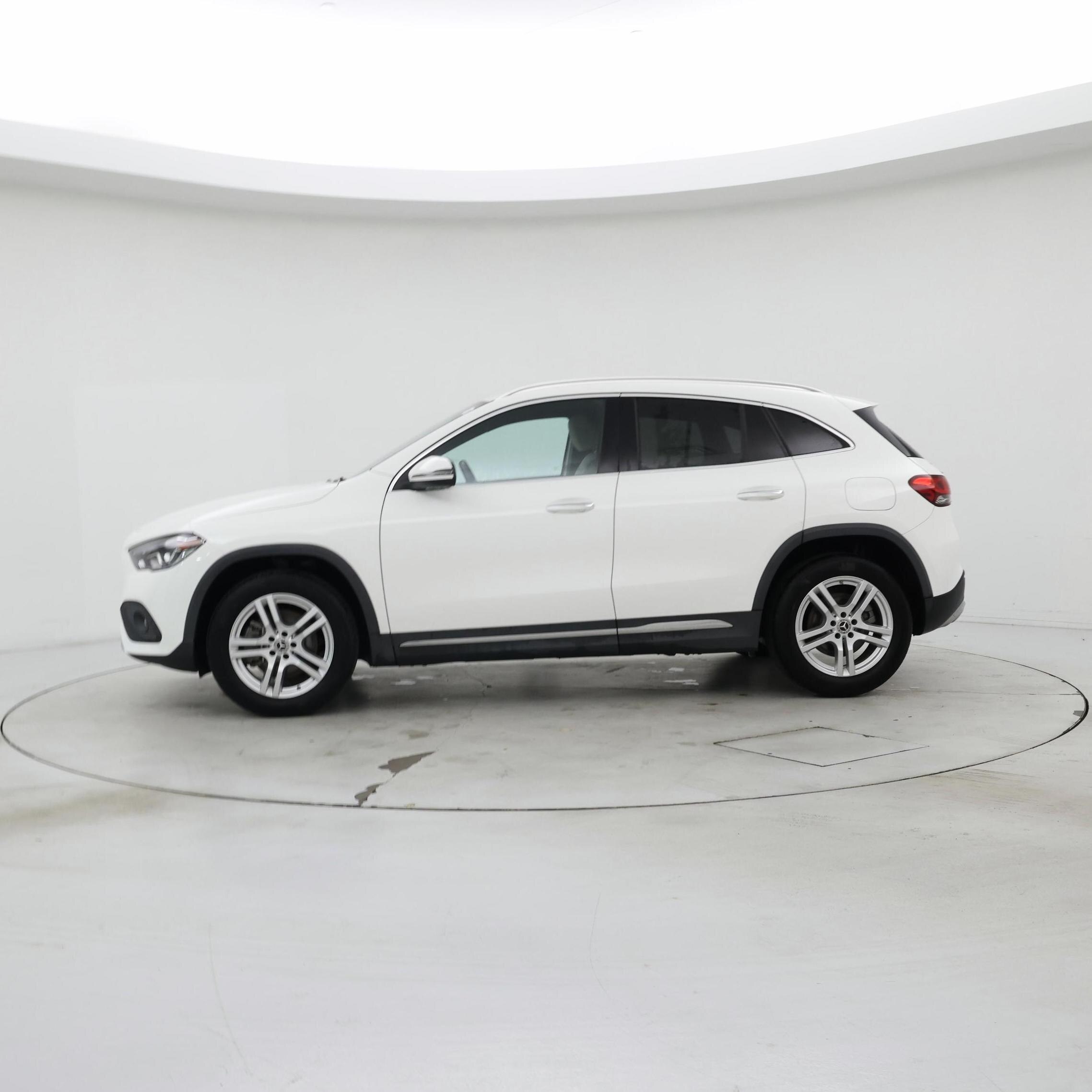 Thumbnail: 2022 Mercedes-Benz GLA - 3