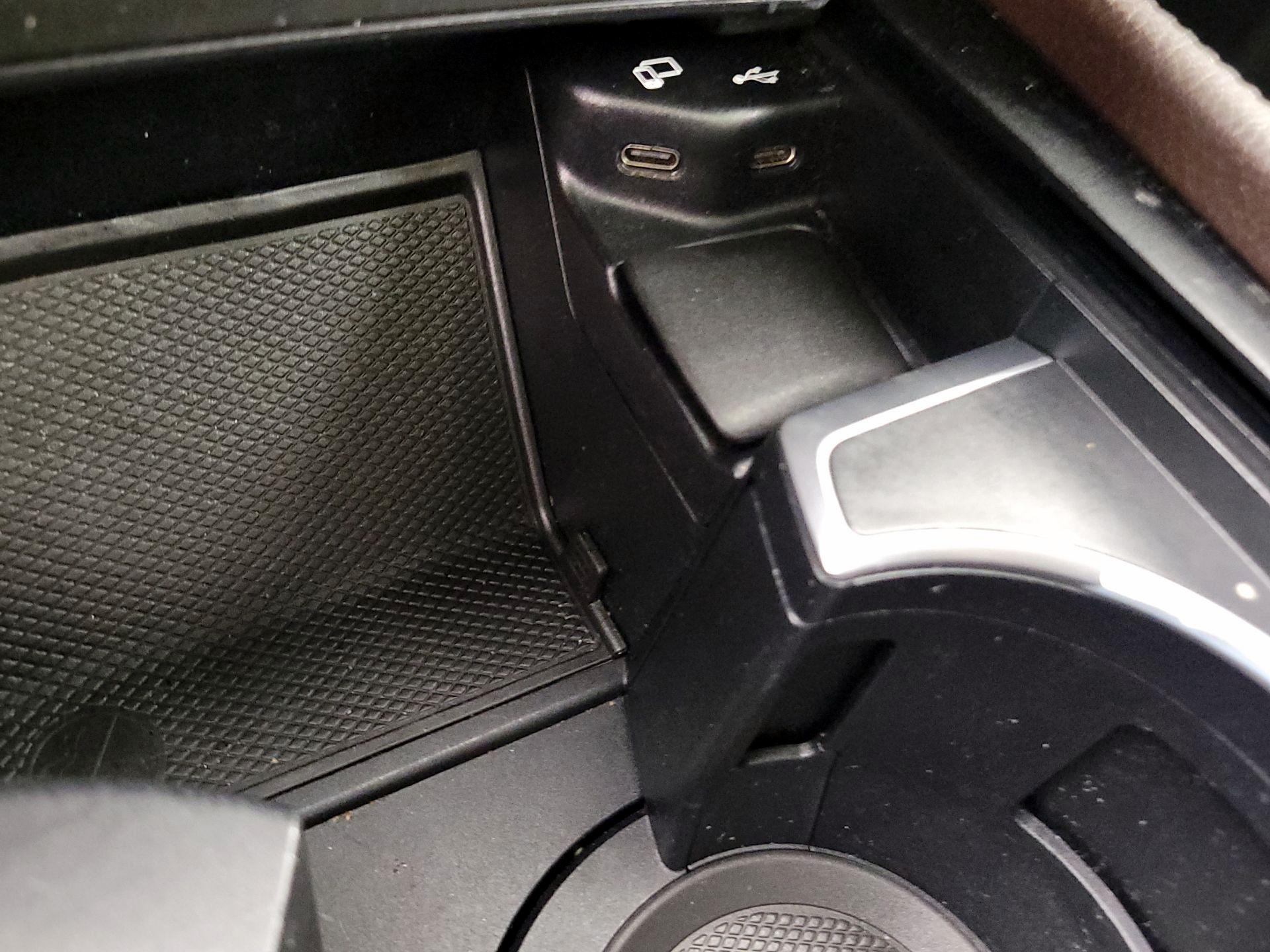 Thumbnail: 2022 Mercedes-Benz GLE - 19