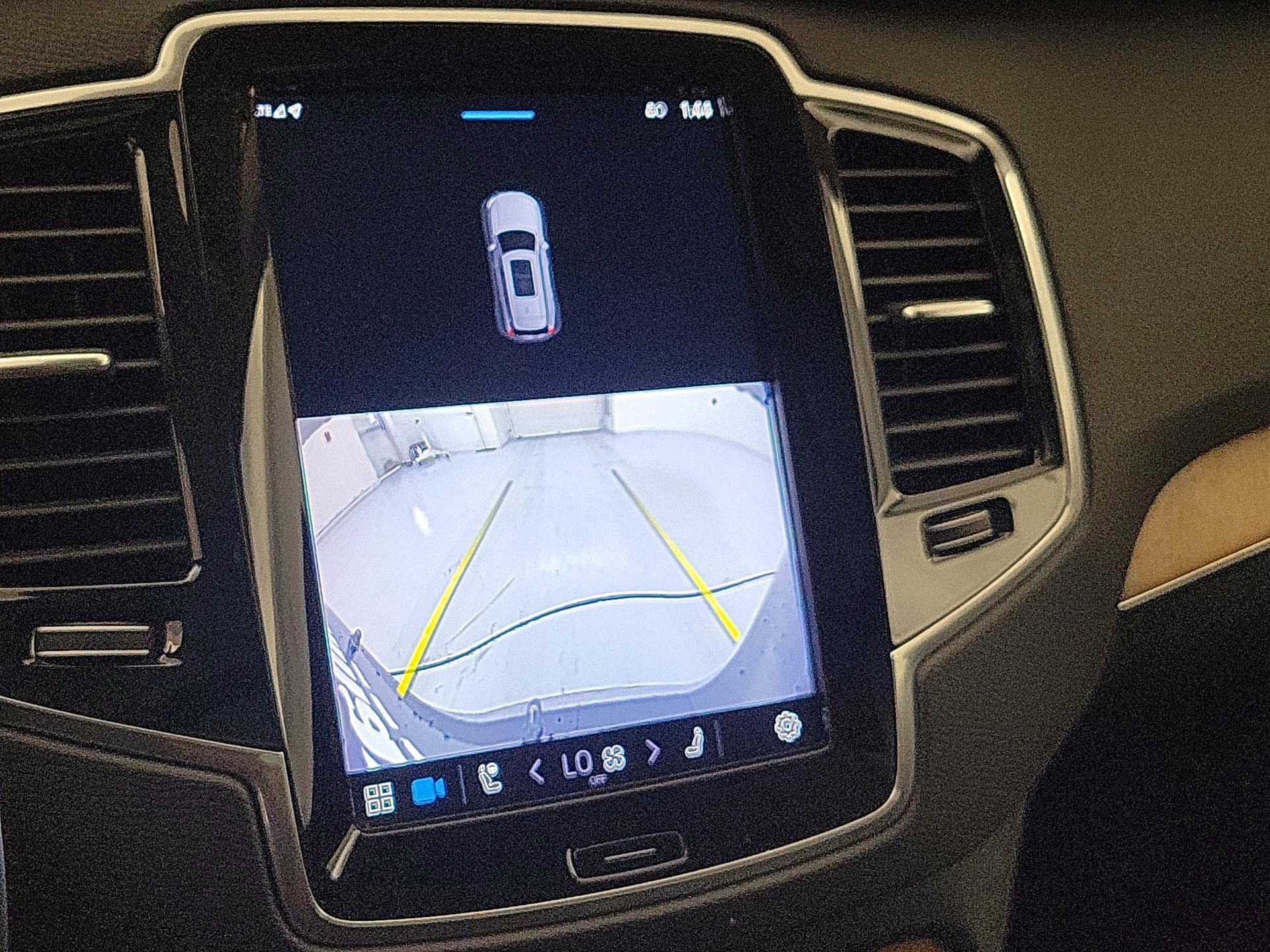 Thumbnail: 2024 Volvo XC90 - 15