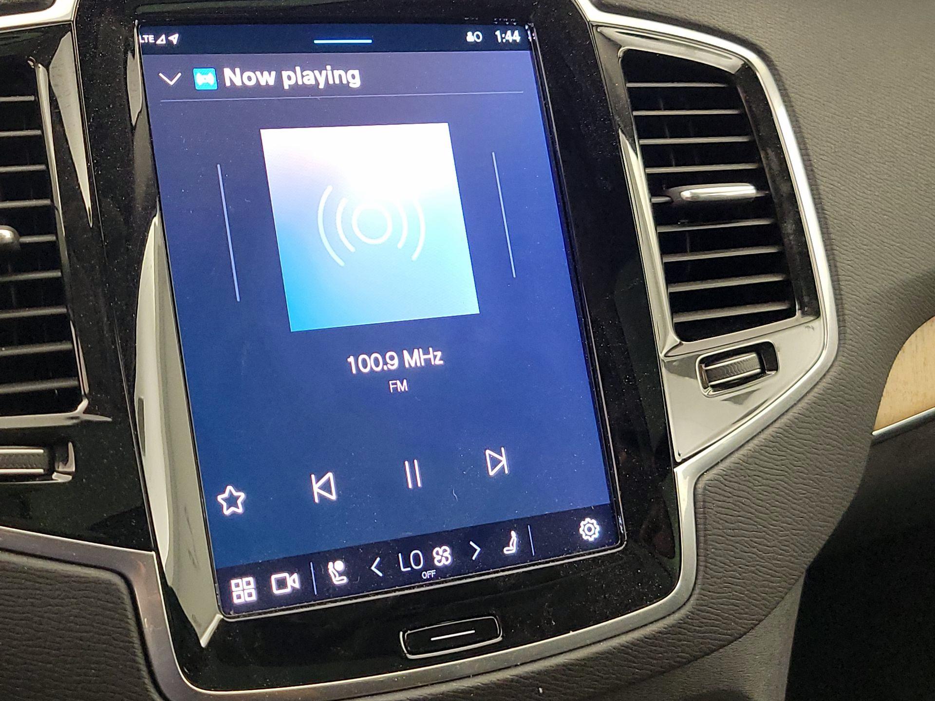 Thumbnail: 2024 Volvo XC90 - 16