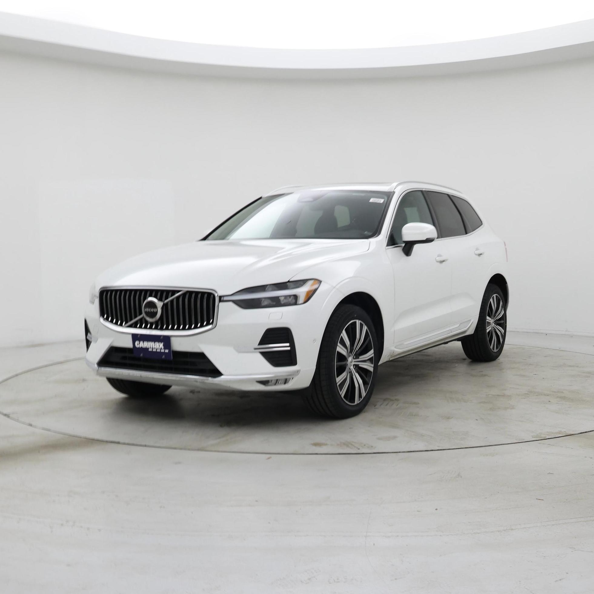 Thumbnail: 2023 Volvo XC60 - 4