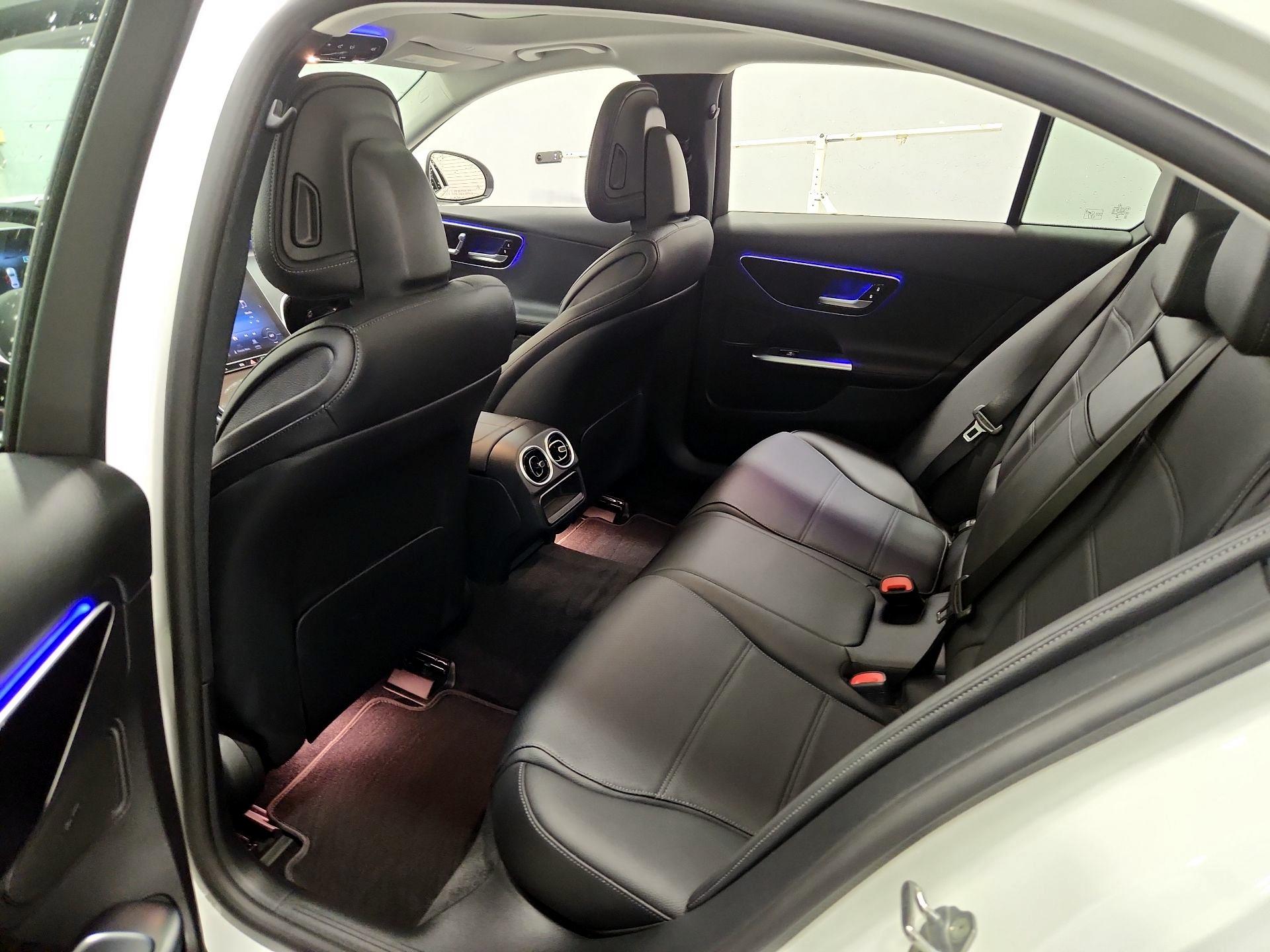 Thumbnail: 2023 Mercedes-Benz C-Class - 20