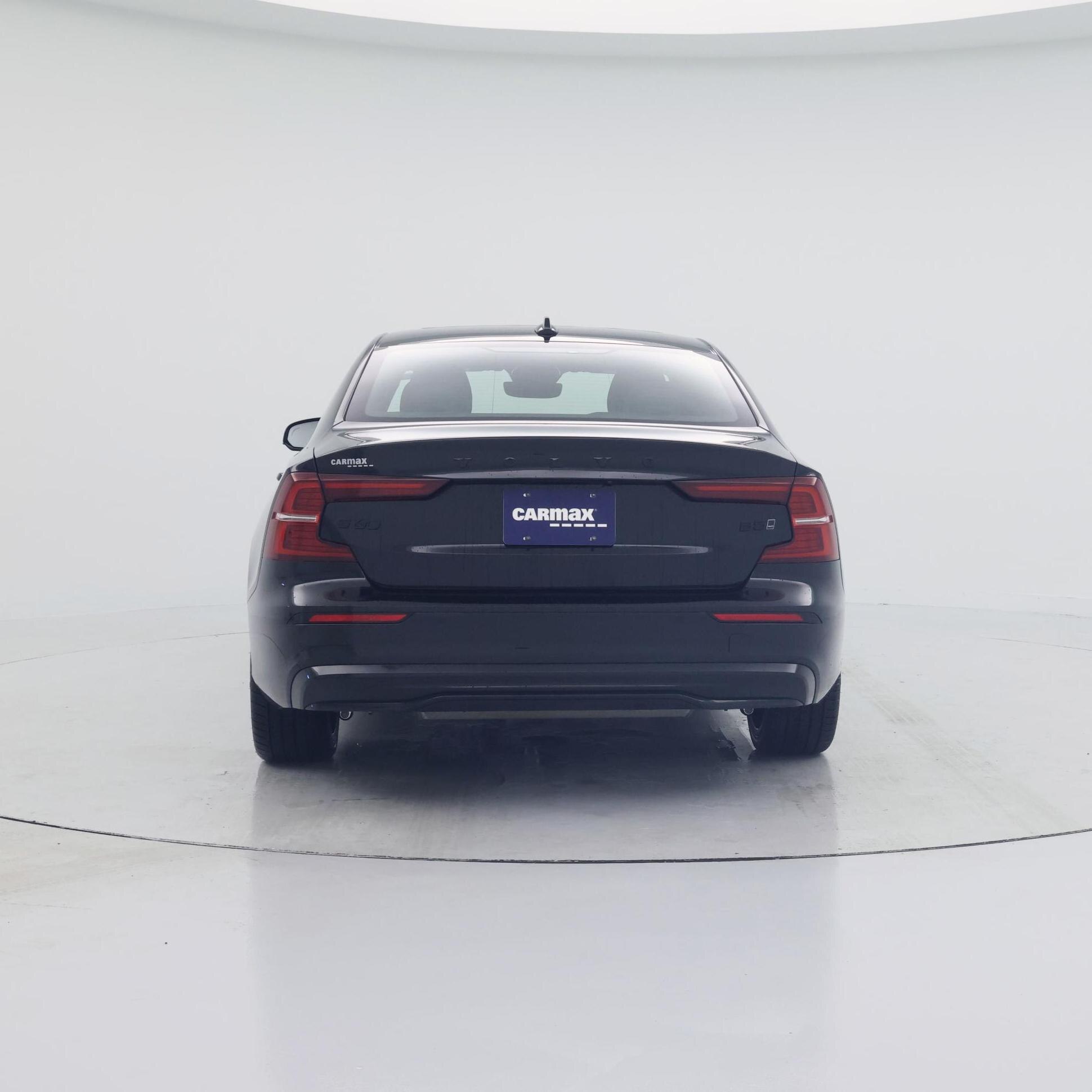 Thumbnail: 2023 Volvo S60 - 6