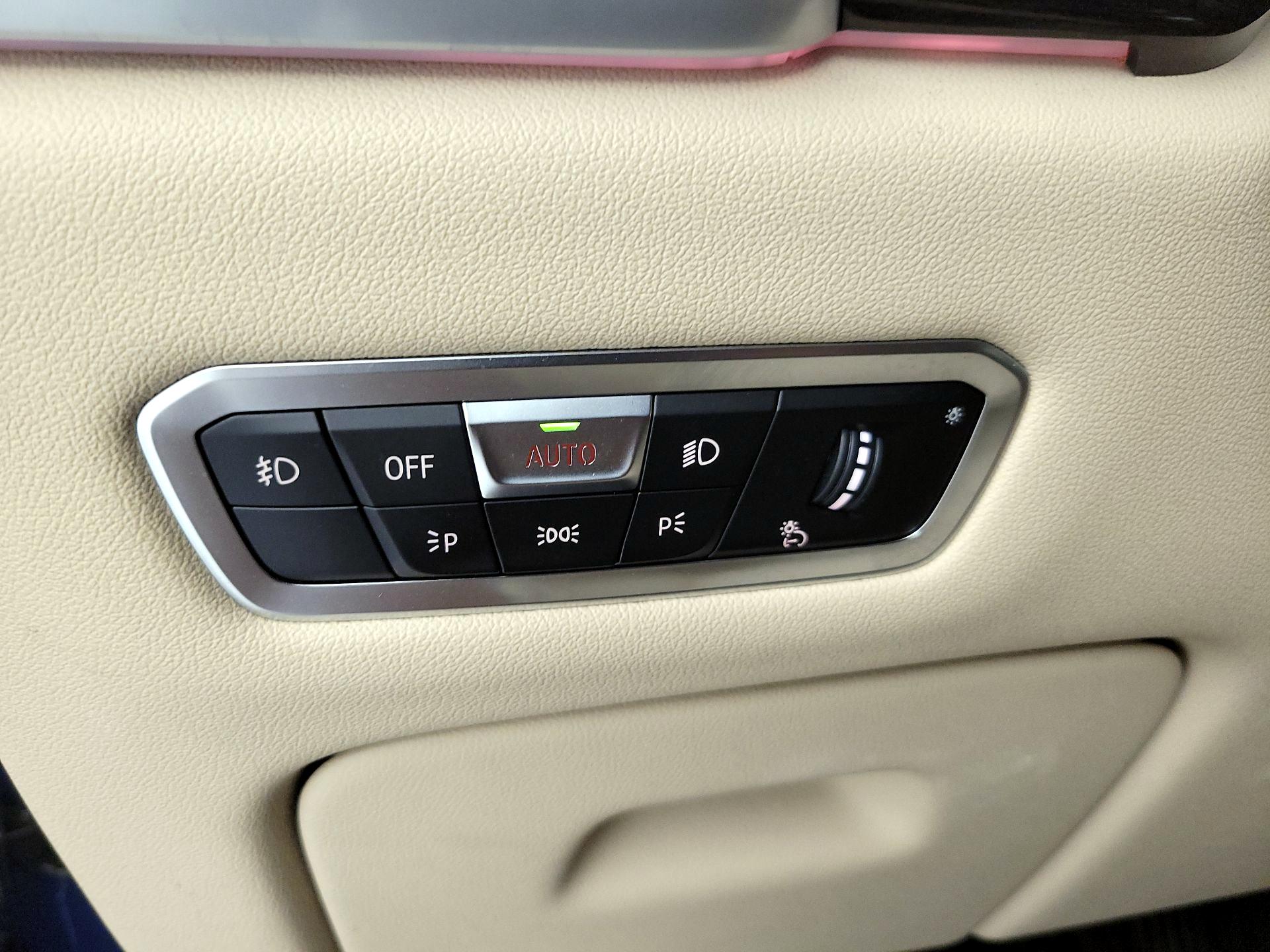 Thumbnail: 2021 BMW X5 - 13