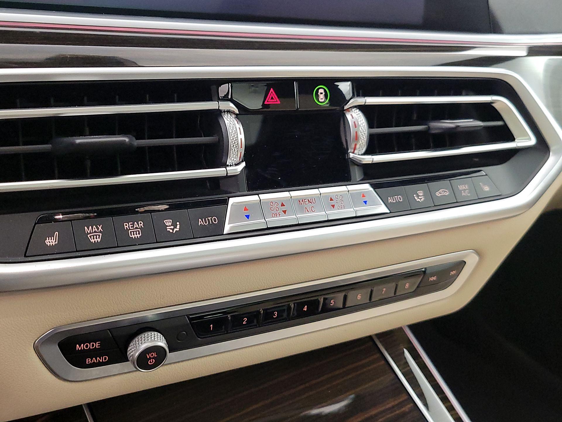 Thumbnail: 2021 BMW X5 - 17