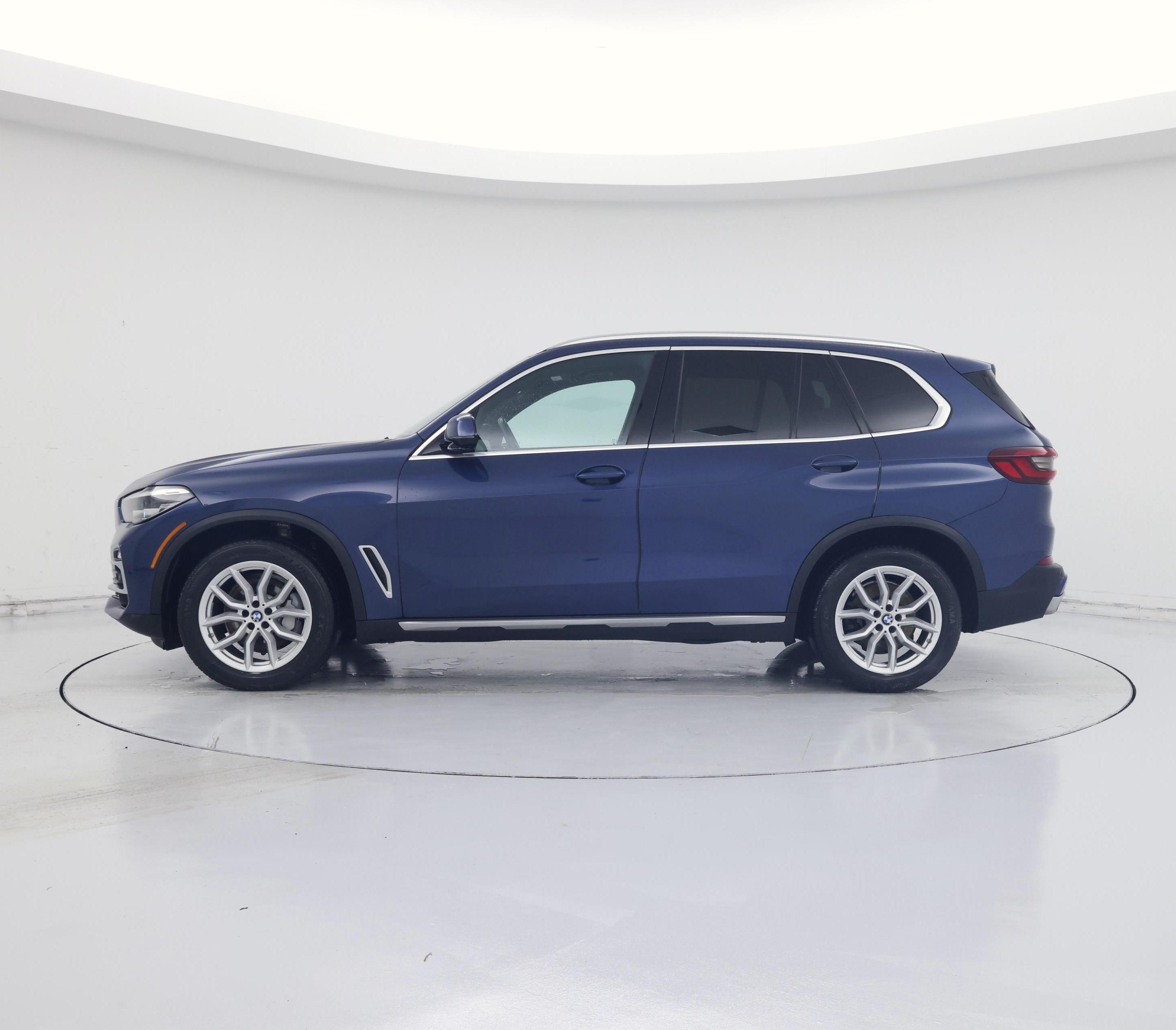Thumbnail: 2021 BMW X5 - 3