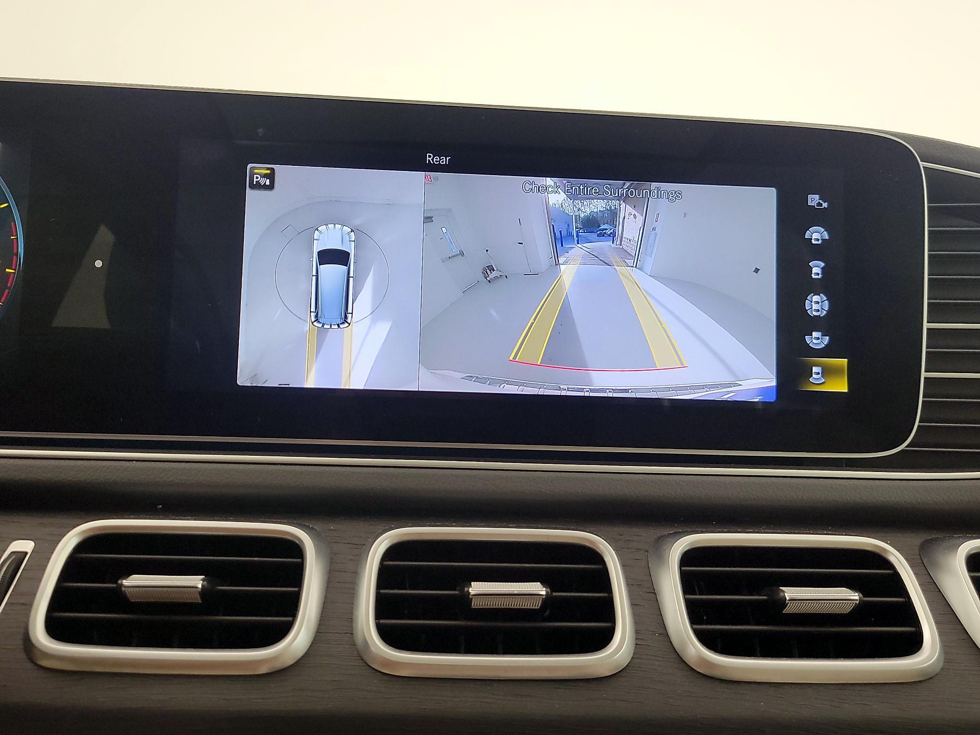 Thumbnail: 2020 Mercedes-Benz GLS - 15