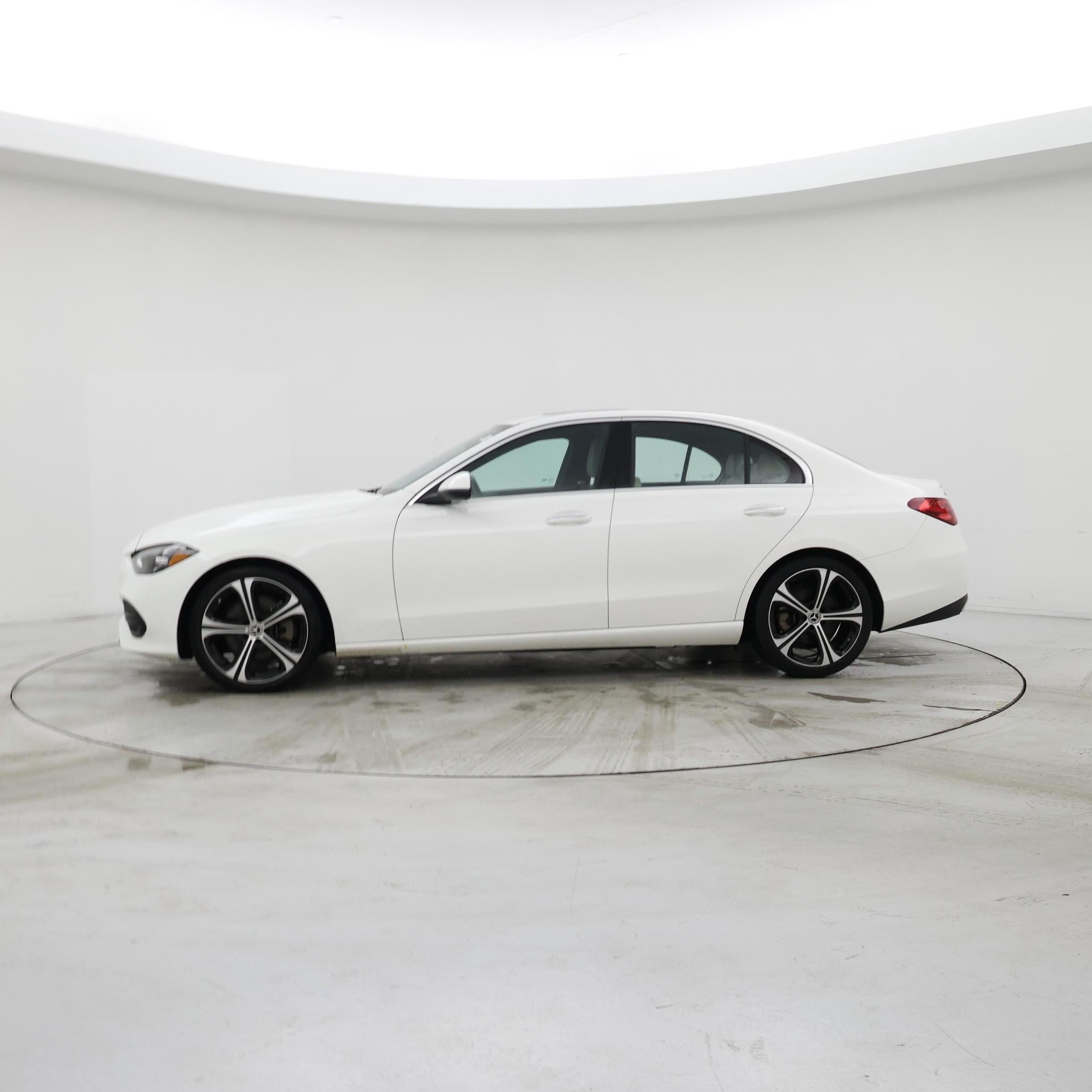 Thumbnail: 2023 Mercedes-Benz C-Class - 3