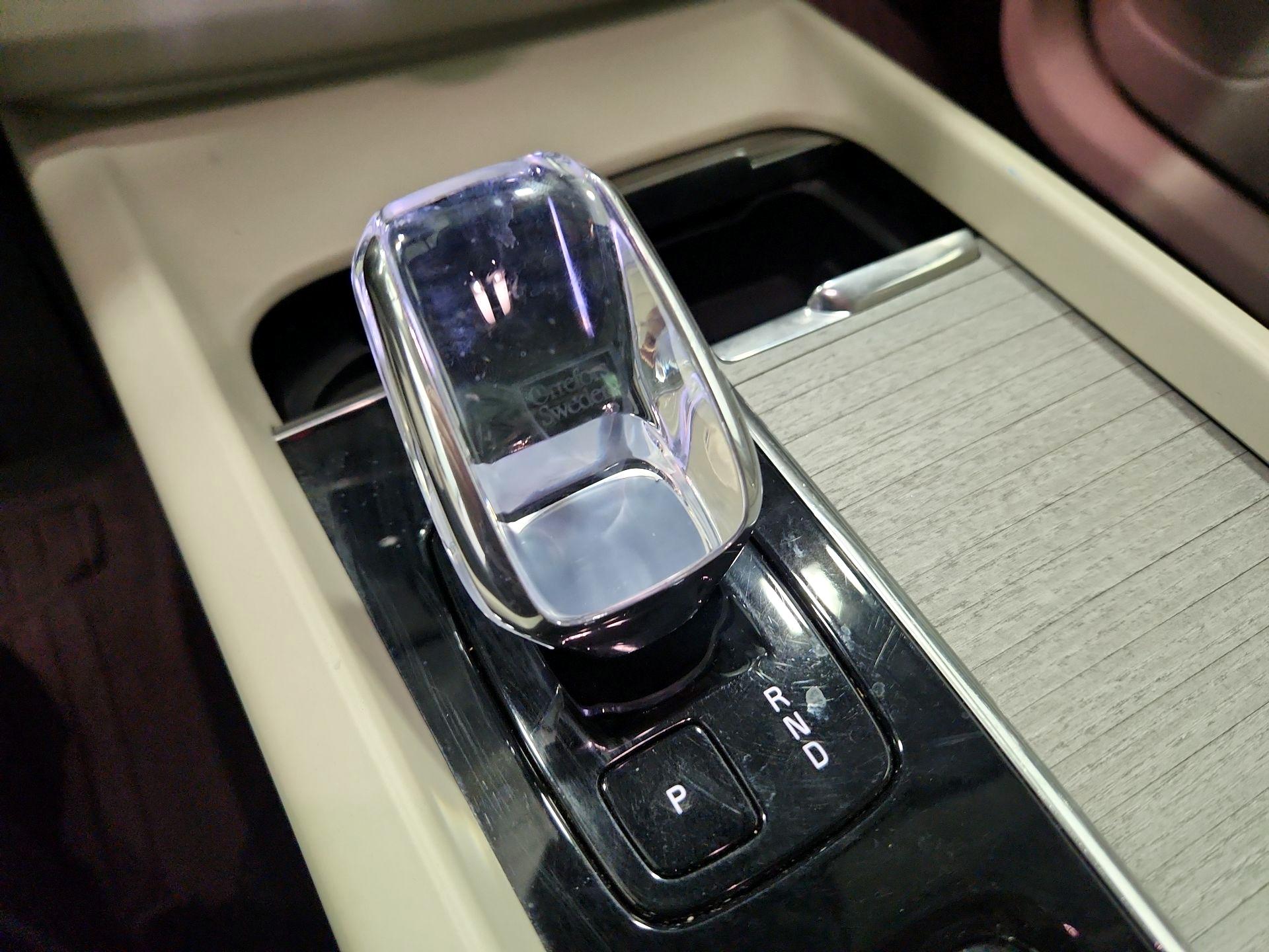 Thumbnail: 2023 Volvo XC60 - 18