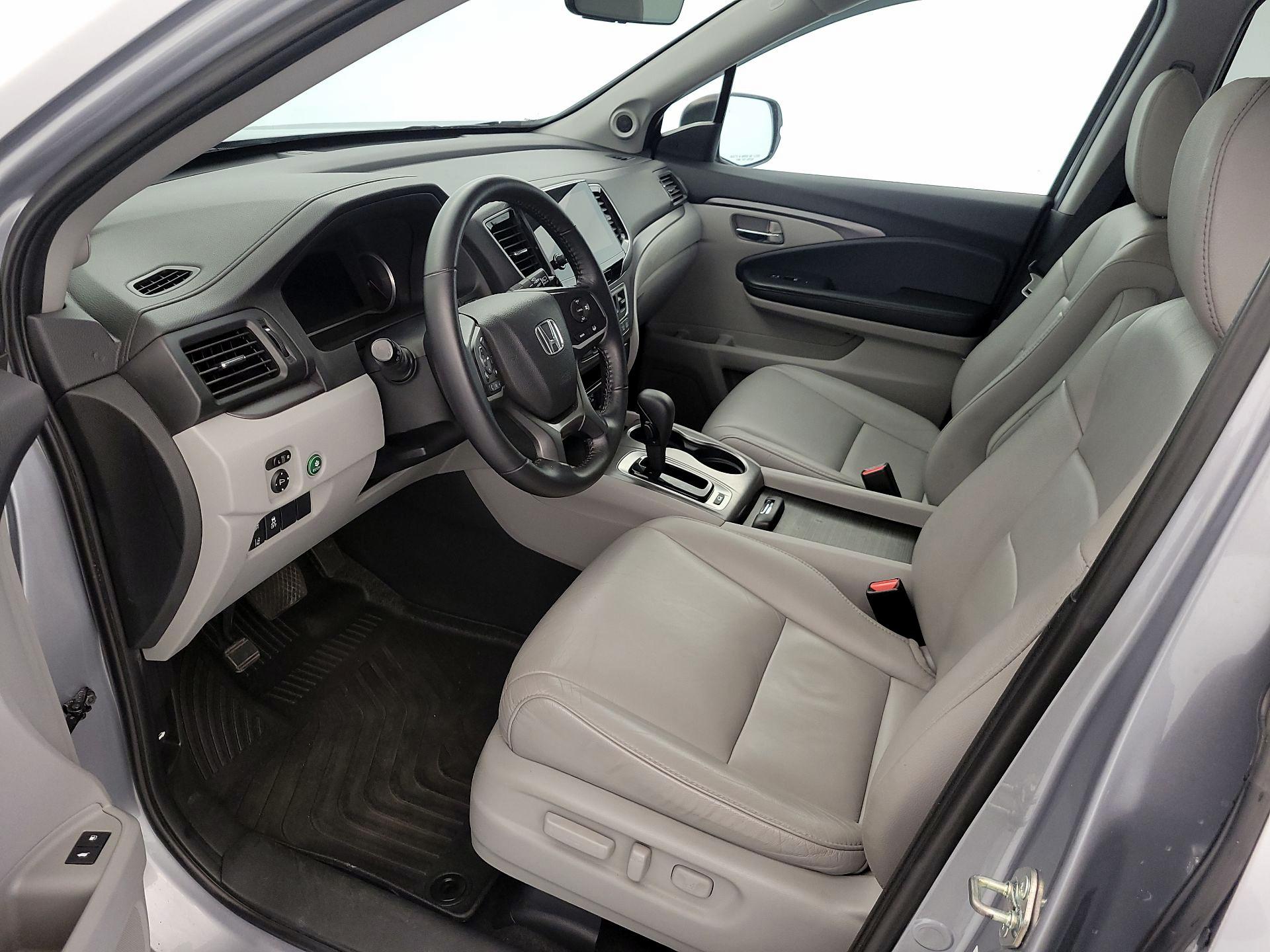 Thumbnail: 2020 Honda Pilot - 11