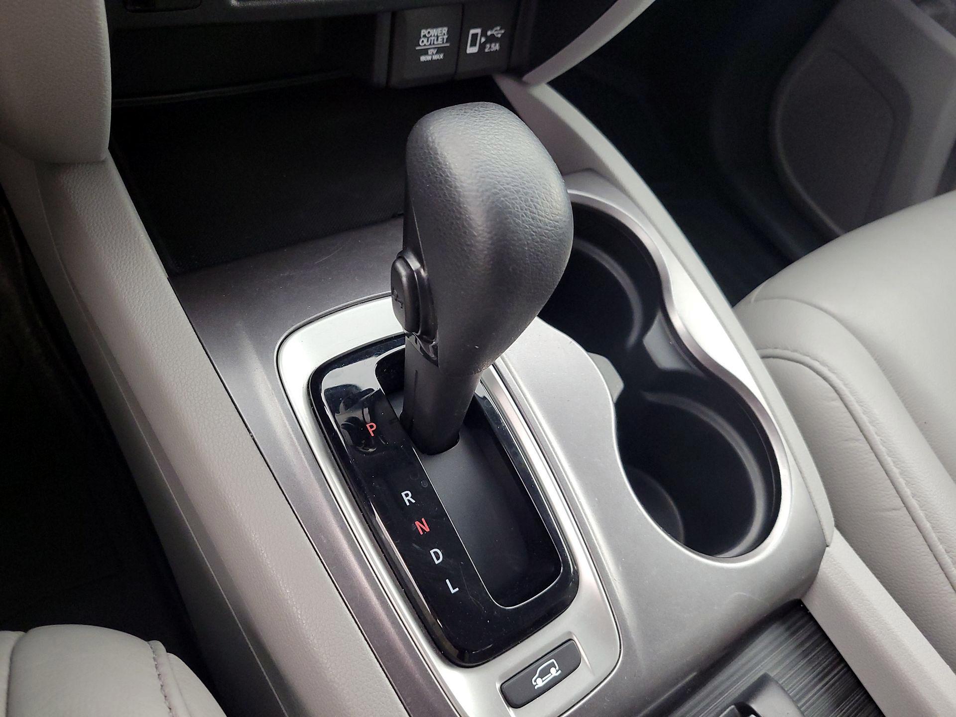 Thumbnail: 2020 Honda Pilot - 17