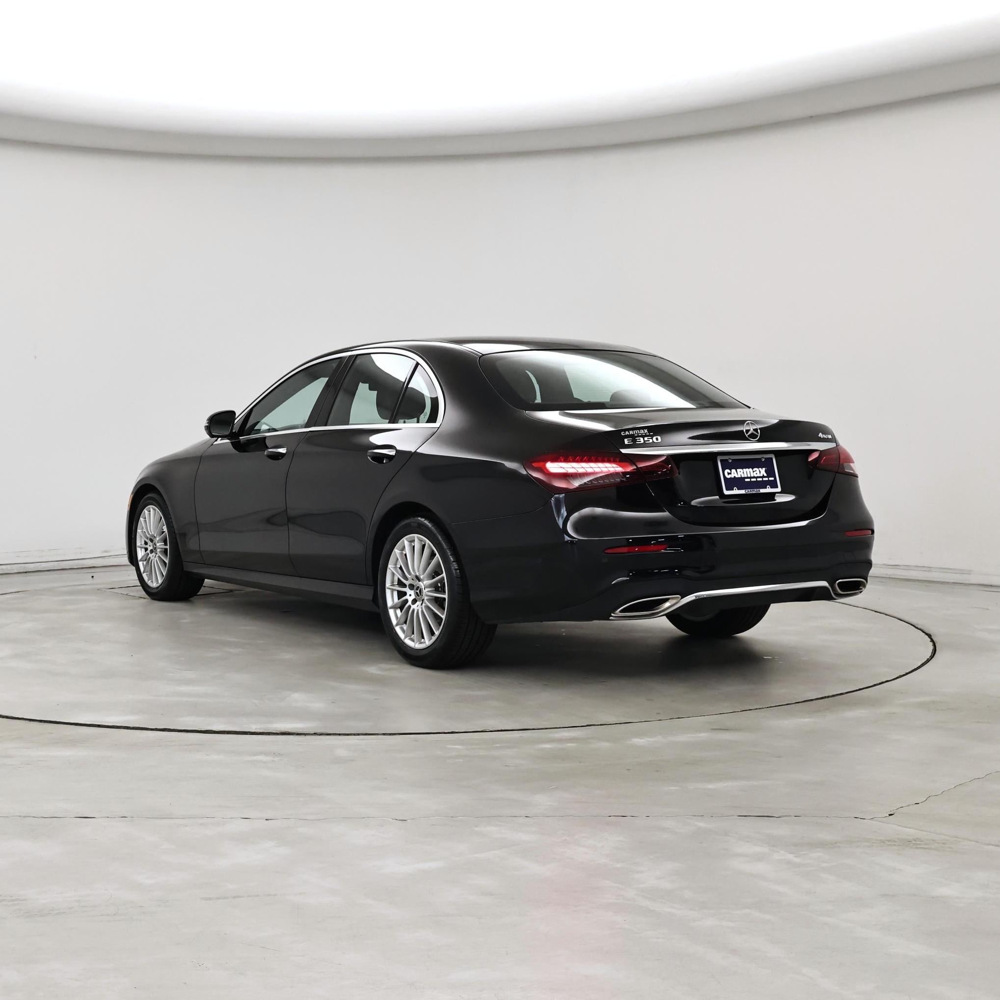 Thumbnail: 2023 Mercedes-Benz E-Class - 2