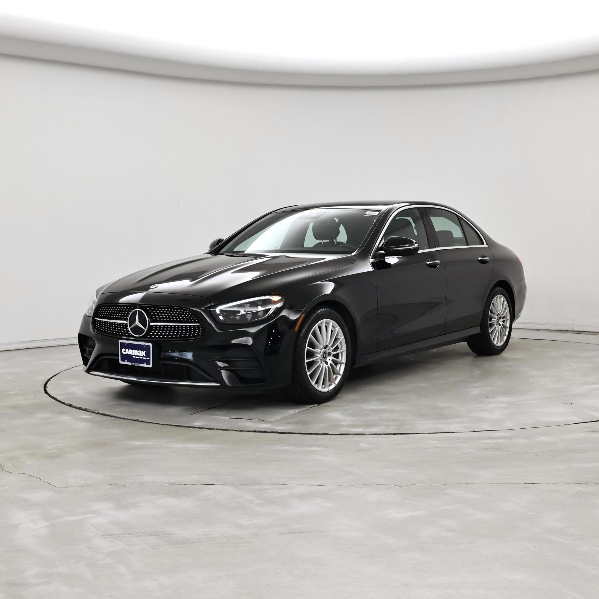 Thumbnail: 2023 Mercedes-Benz E-Class - 4