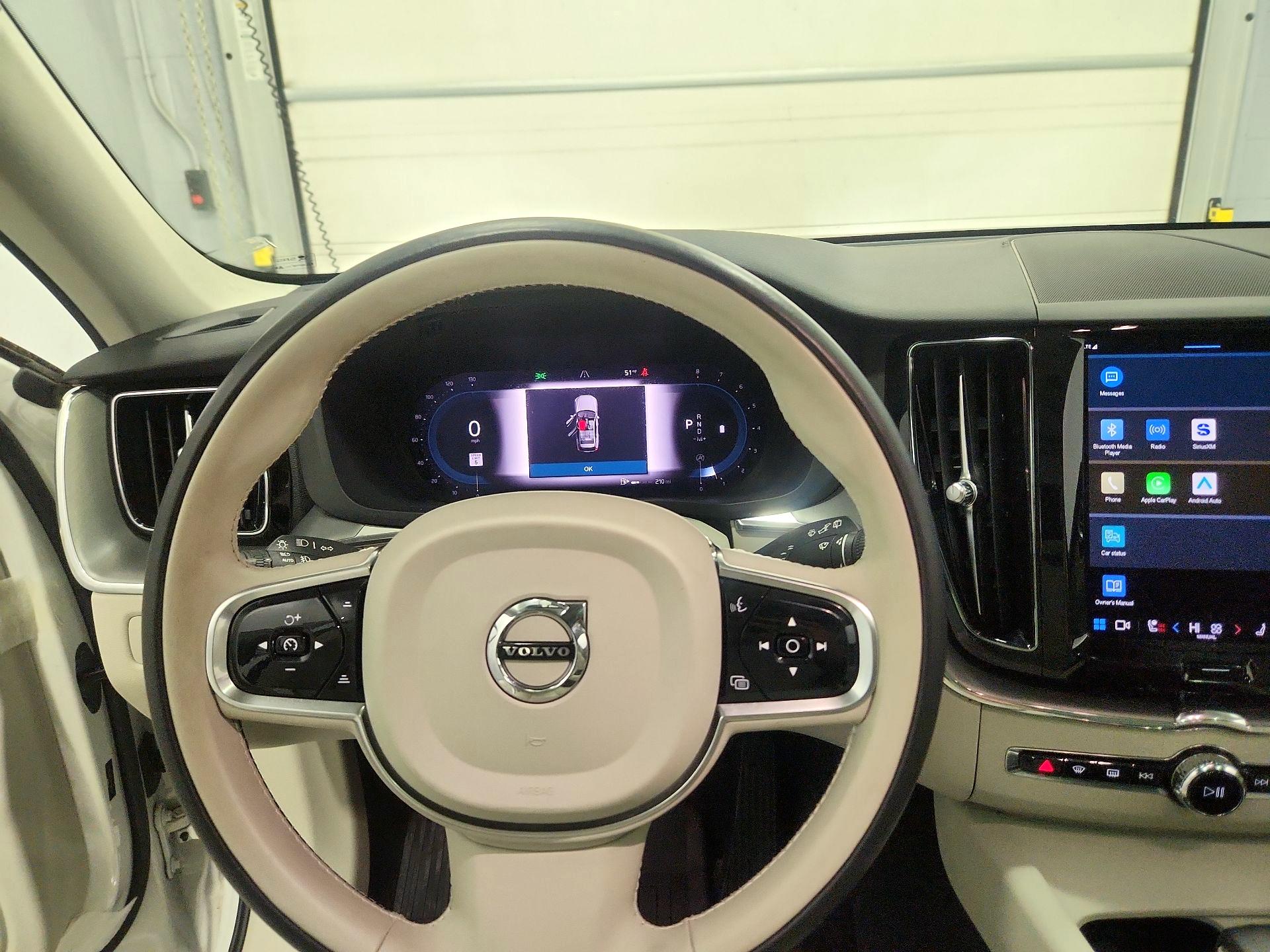 Thumbnail: 2023 Volvo XC60 - 10