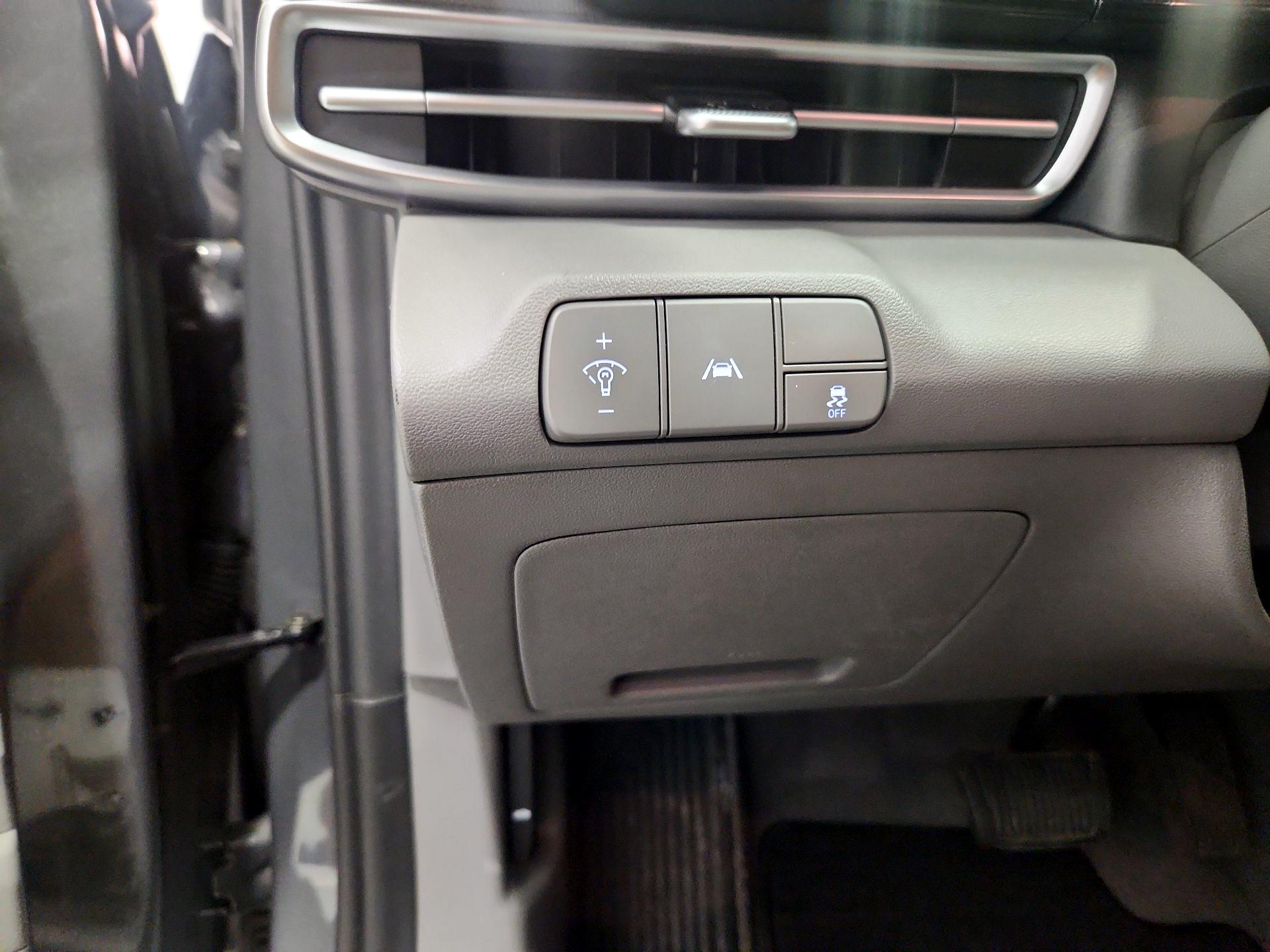 Thumbnail: 2023 Hyundai Elantra - 13