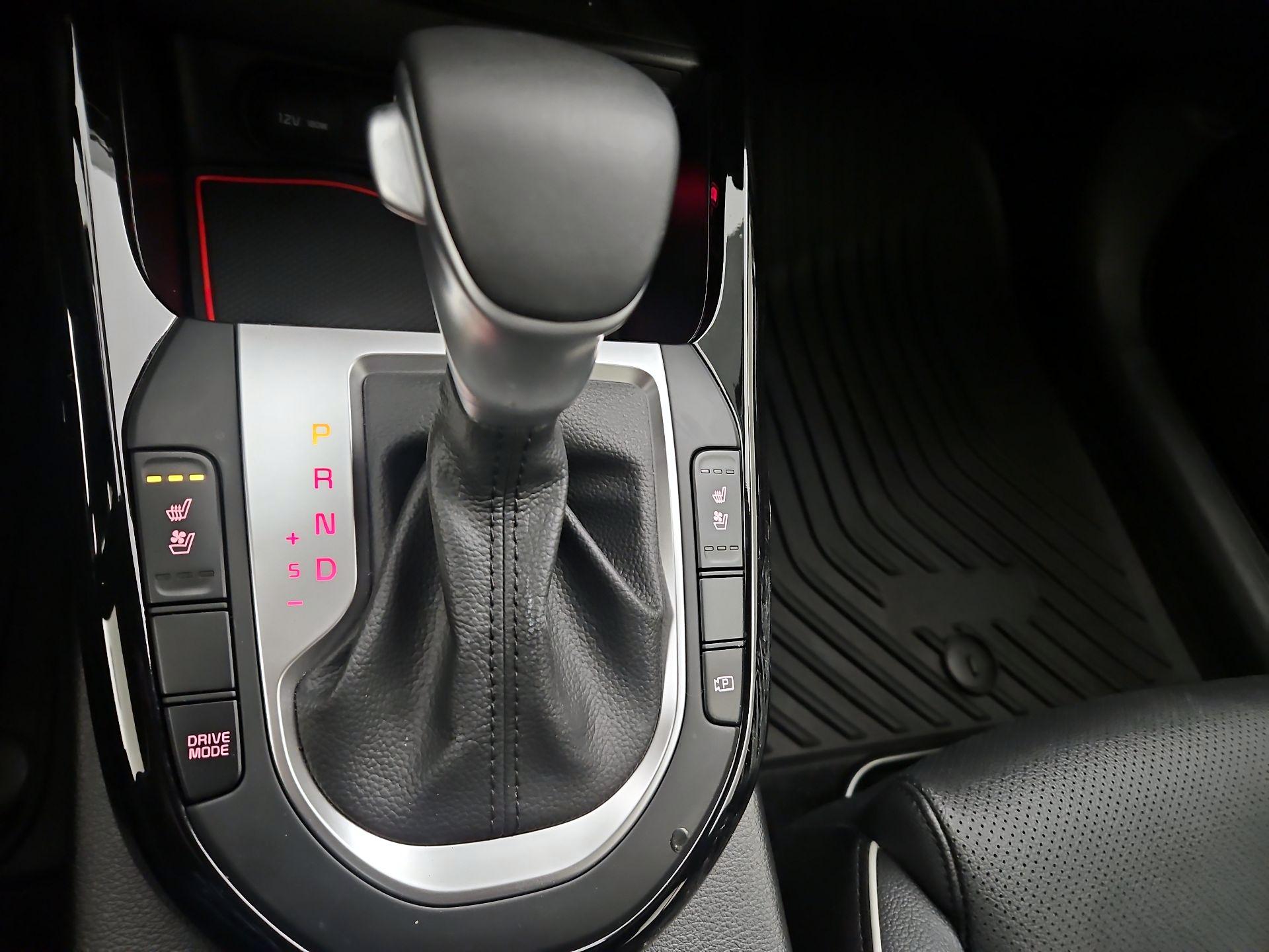 Thumbnail: 2023 Kia Forte - 18